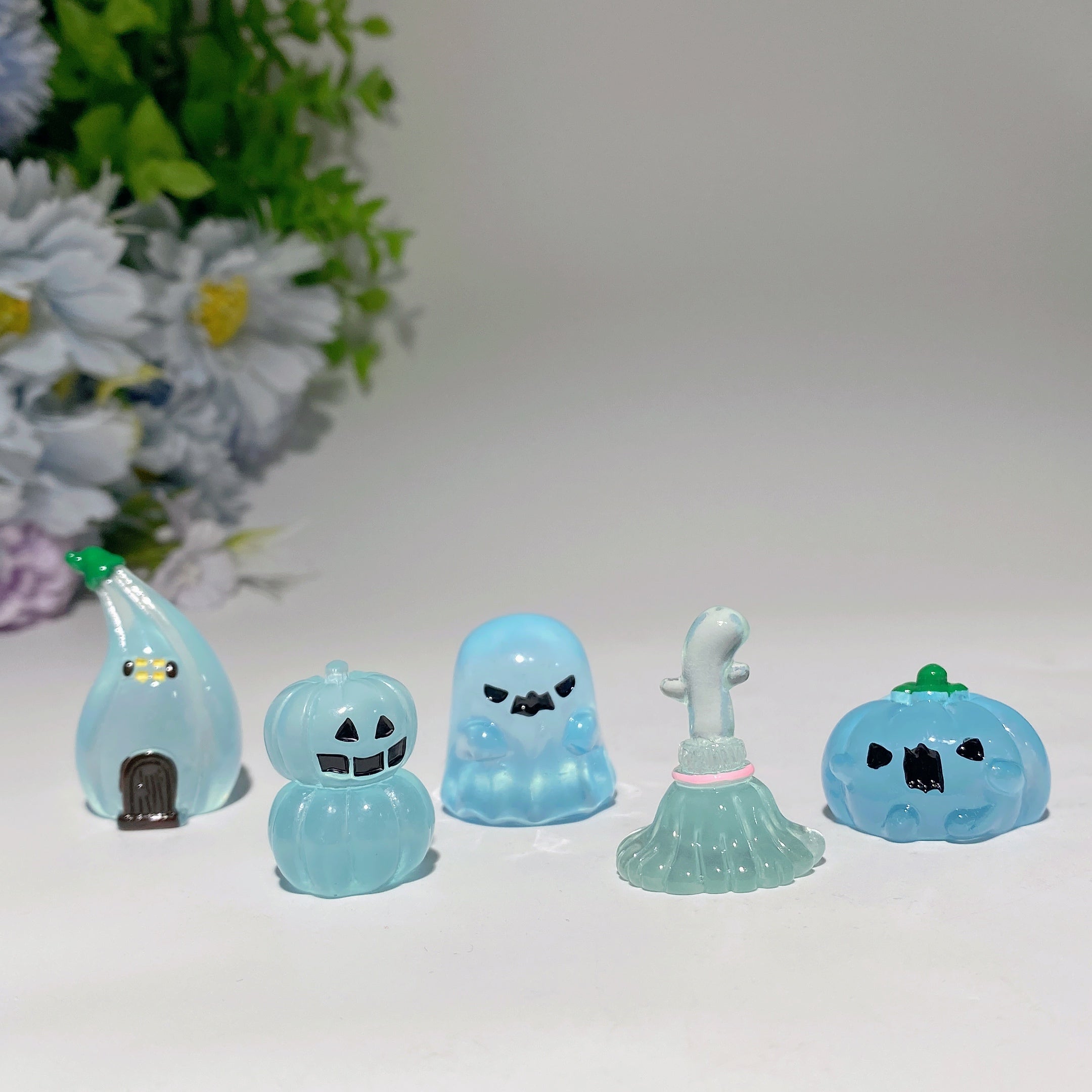 25-35mm Luminous Halloween Crystal Figurines Set