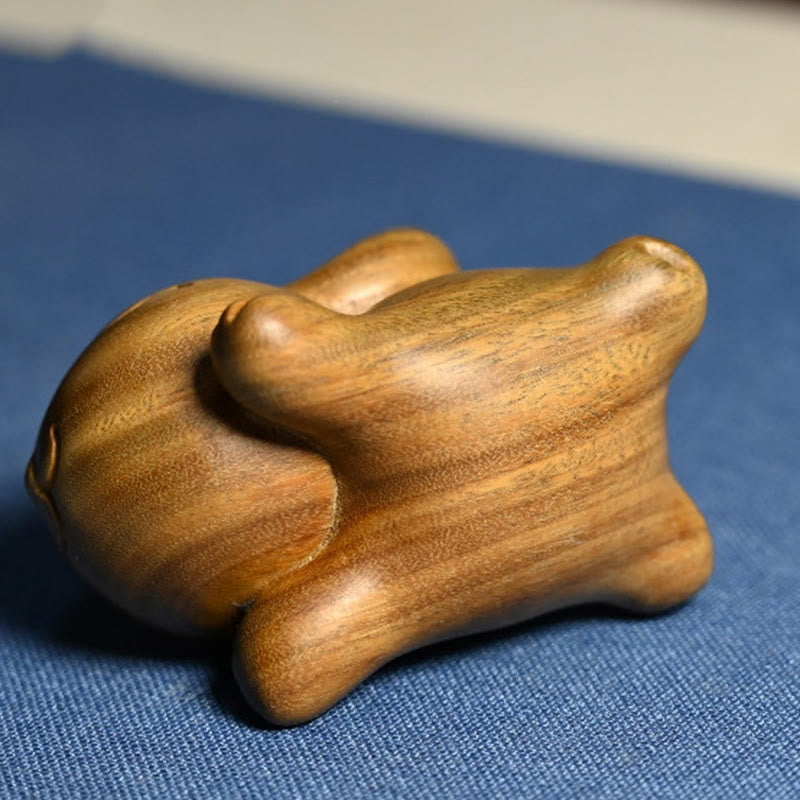 Small Green Sandalwood Rabbit Decoration for Peaceful Home
