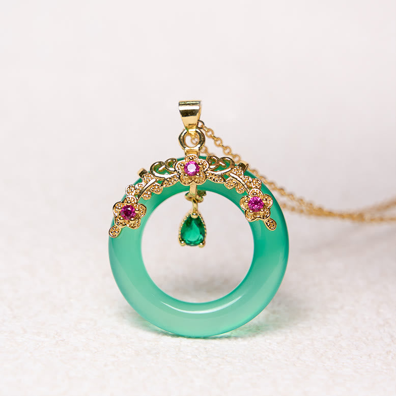 Green Chalcedony Peace Buckle Strength Necklace