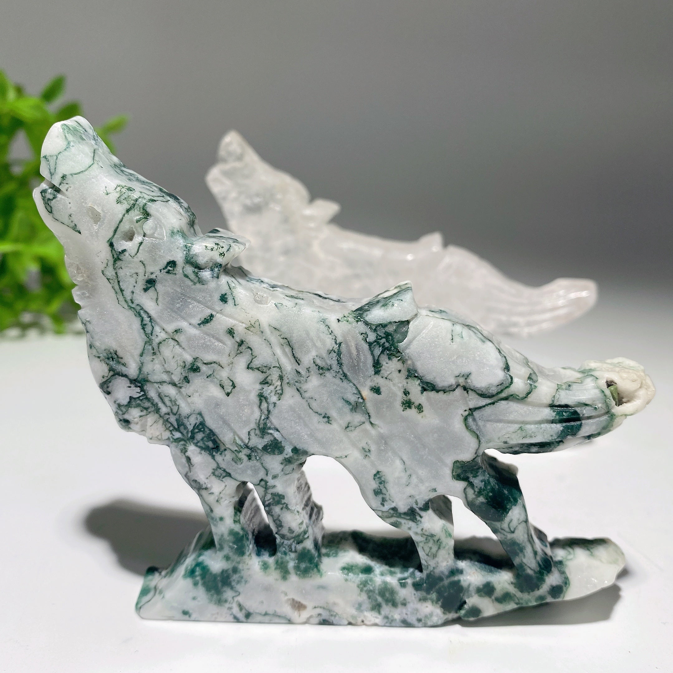 3.5-4 inch Mixed Crystal Wolf Carving Figurine for Healing