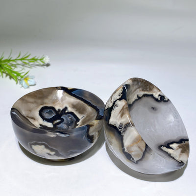 3-inch Volcanic Agate Crystal Bowl Carving