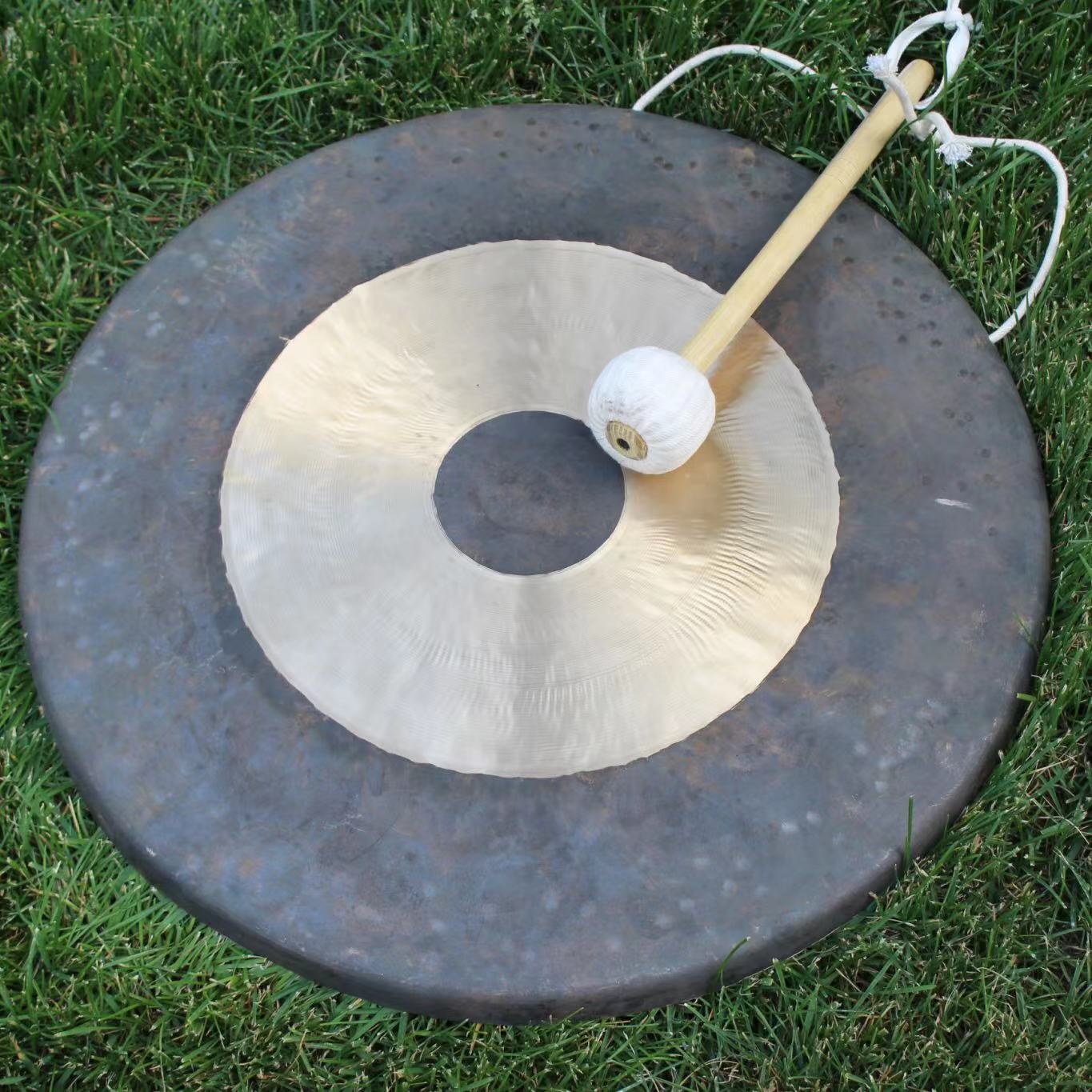 Traditional Chinese gong with wooden mallet for the 32 Inch Copper Gong meditation sound instrument