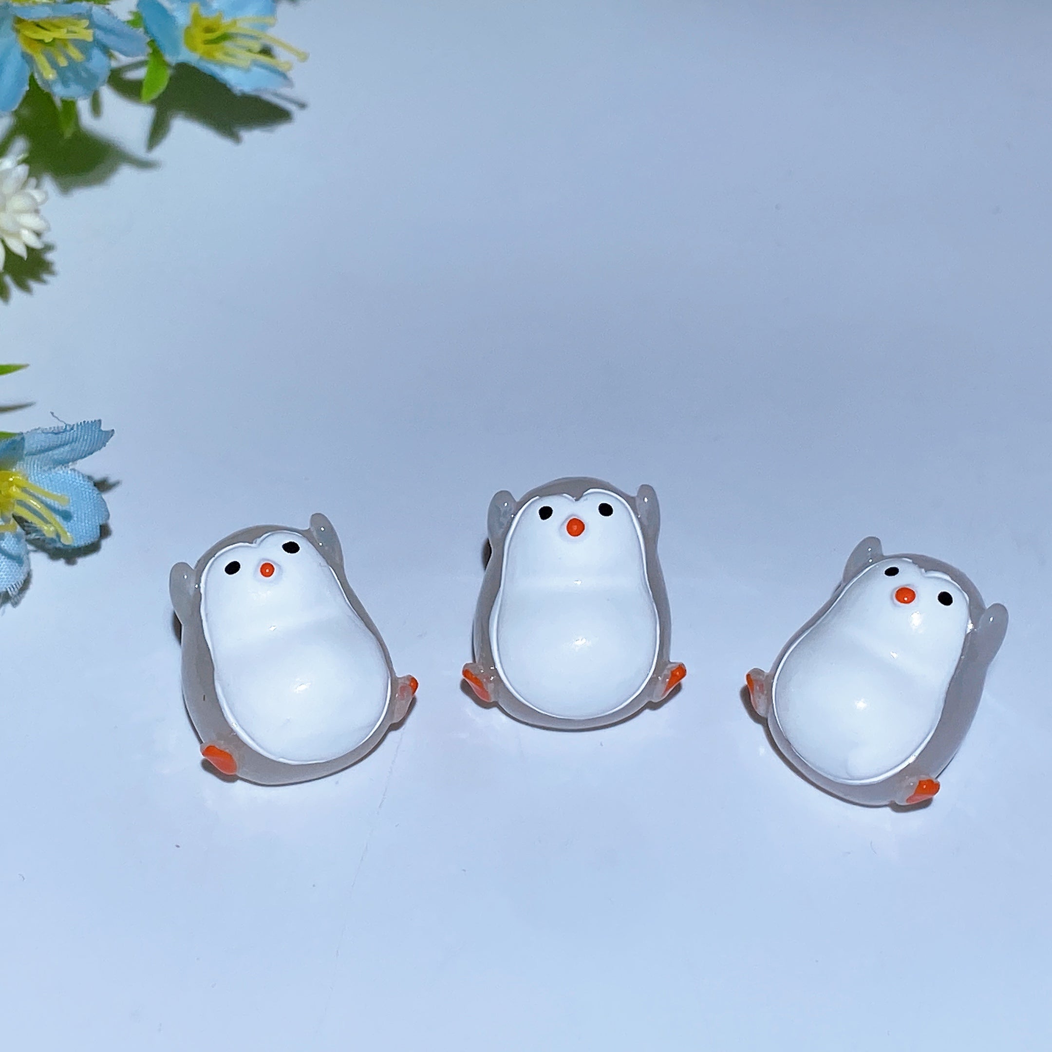 3pcs Luminous Crystal Penguin Animal Carvings 25mm