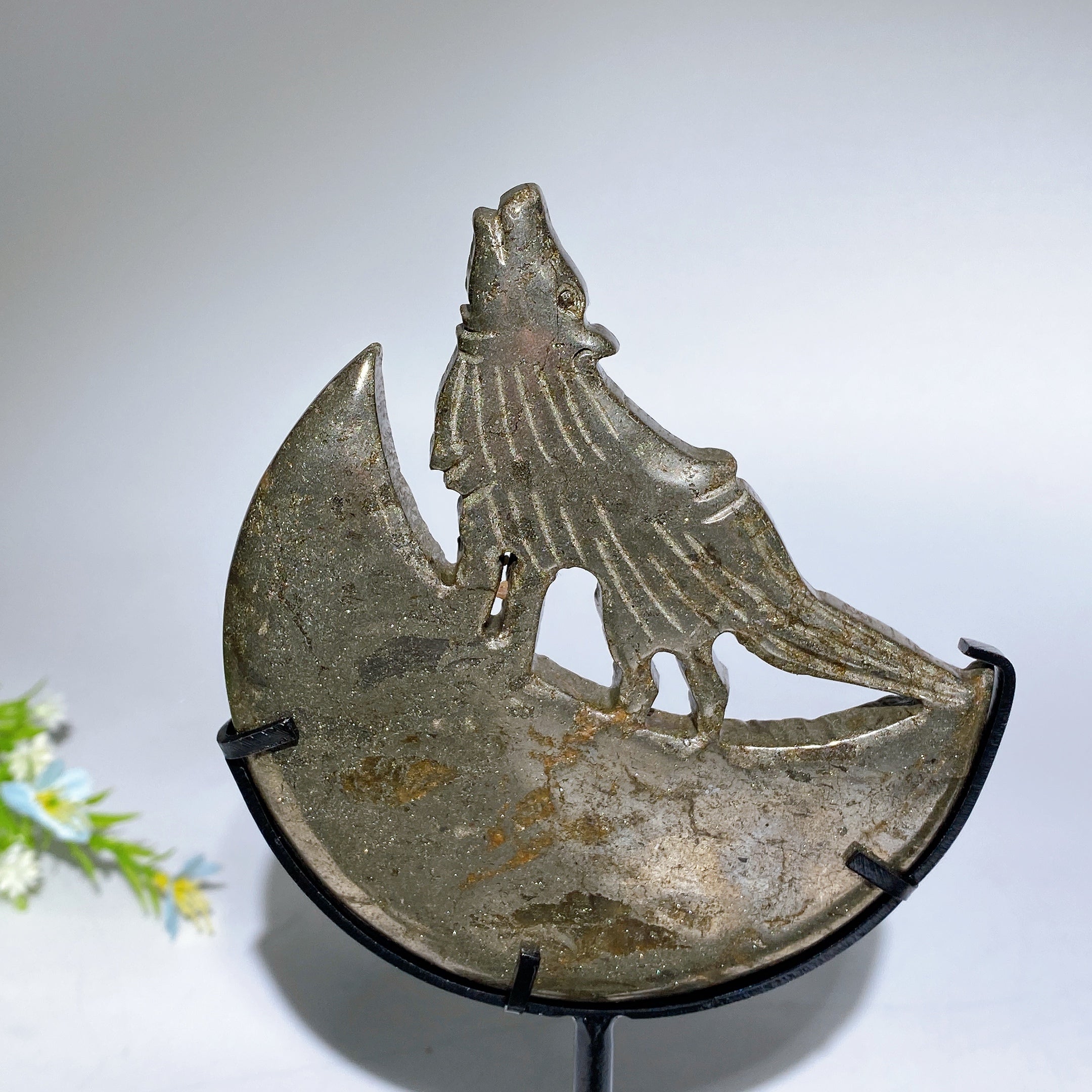 4.0-4.4" Crystal Wolf Carving on Moon with Stand