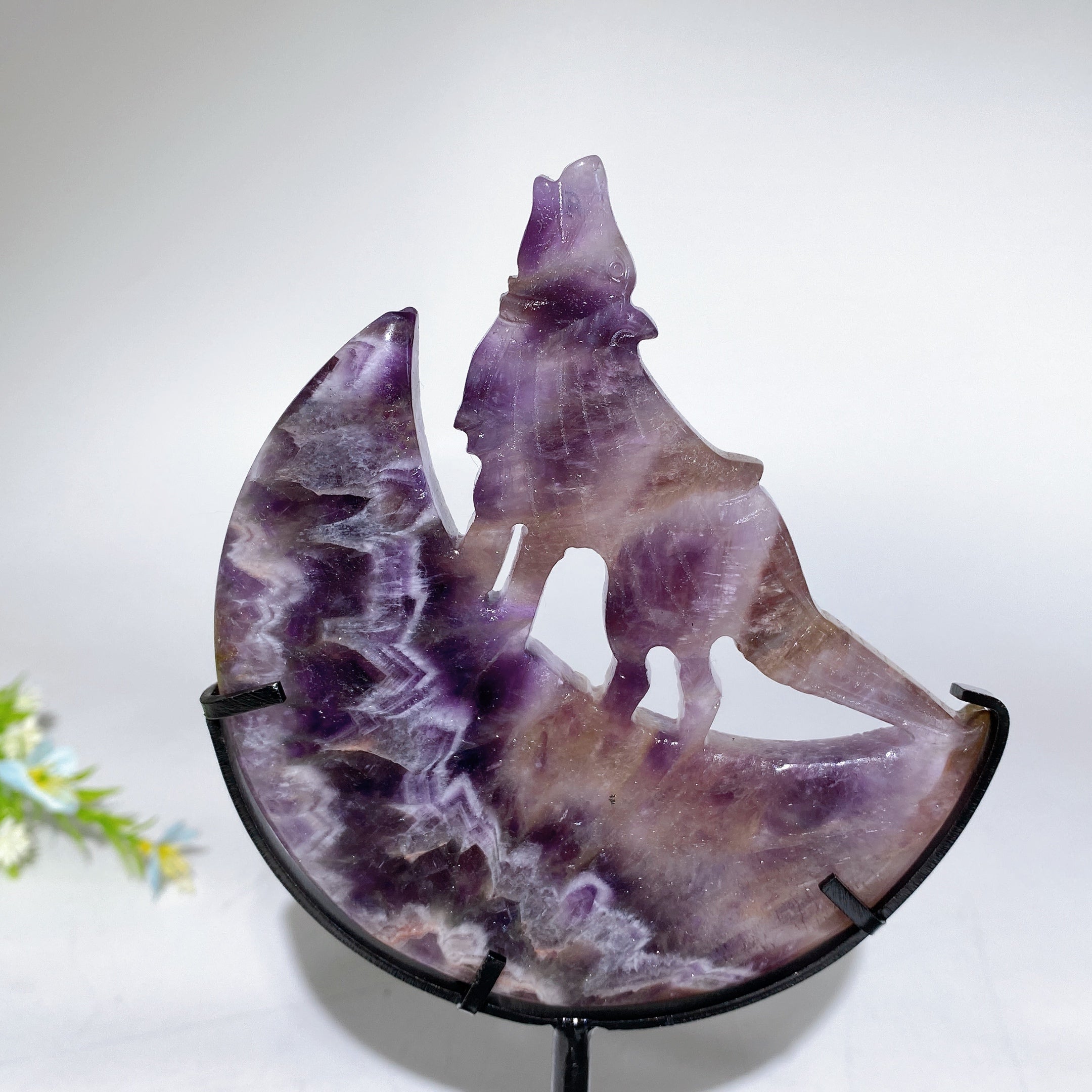 4.0-4.4" Crystal Wolf Carving on Moon with Stand