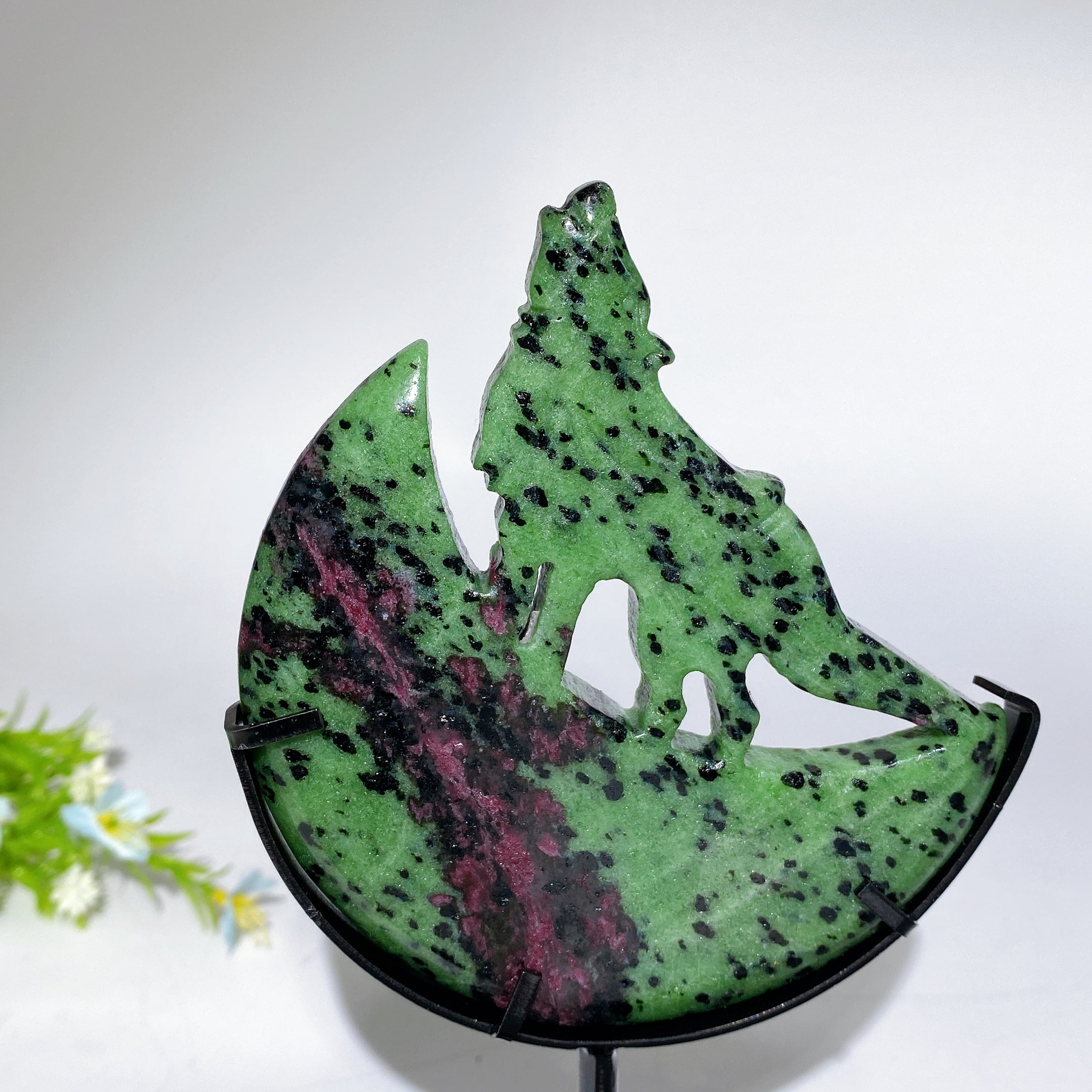 4.0-4.4" Crystal Wolf Carving on Moon with Stand