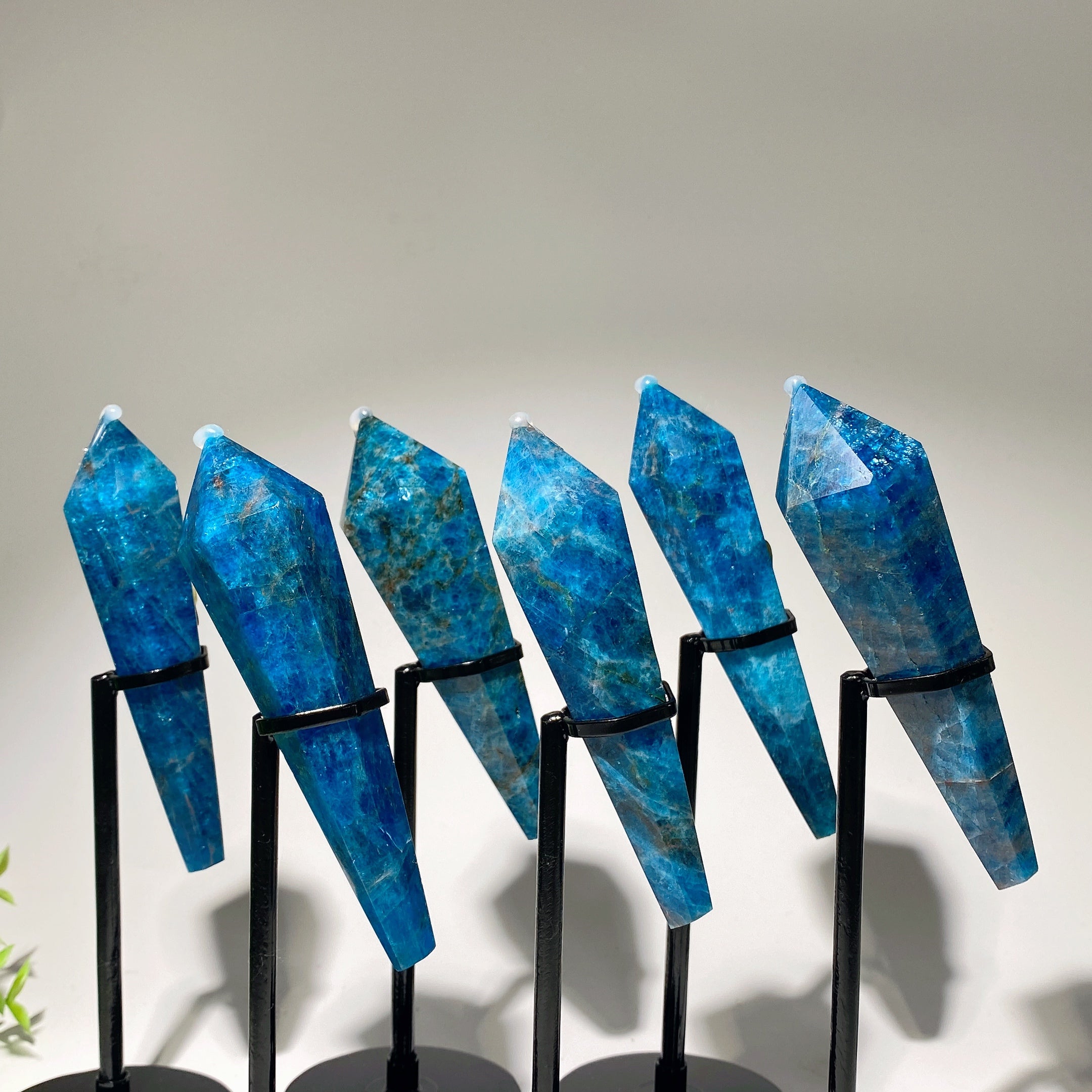 4.2-5.0 inch Blue Apatite Energy Healing Wand