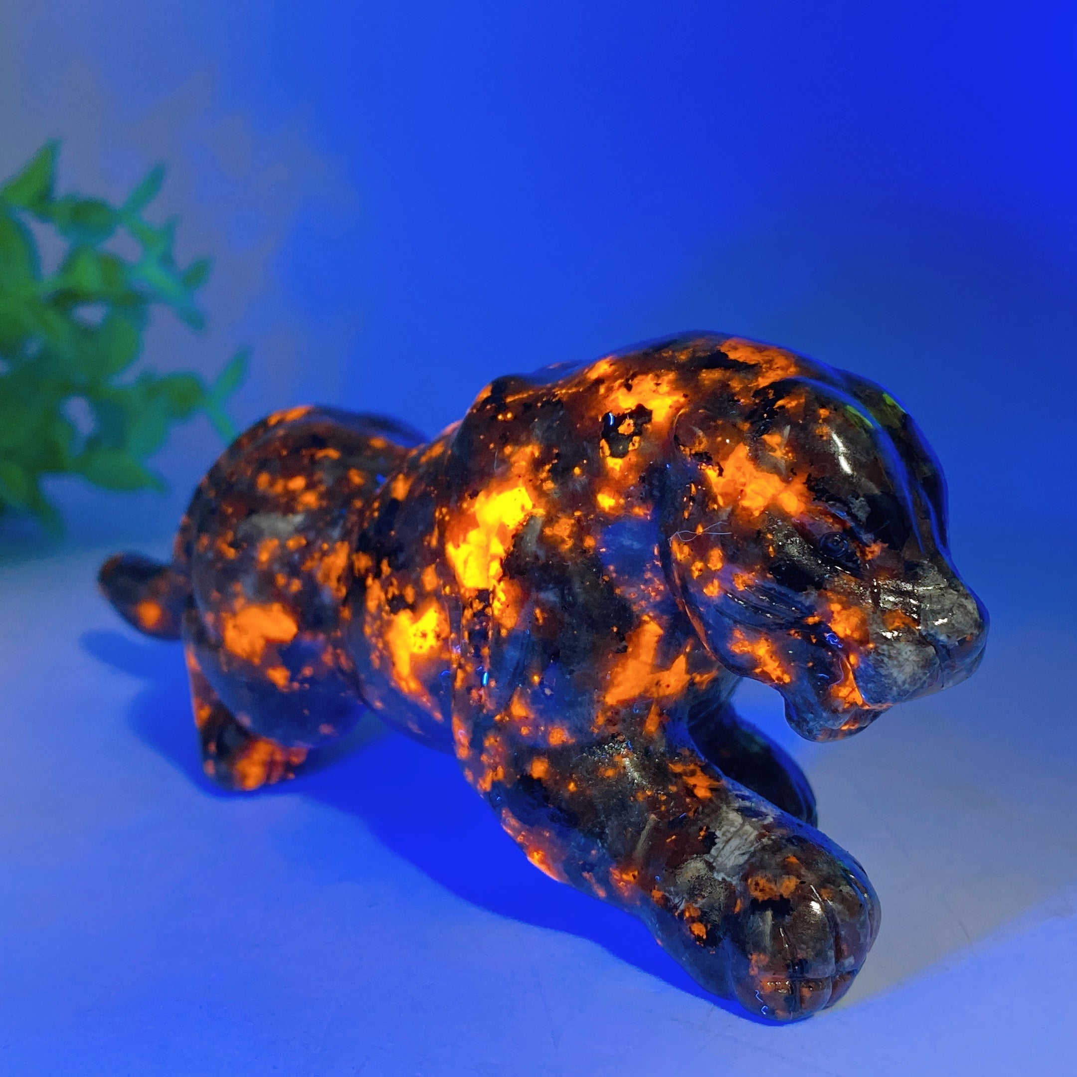 4.5 Inch Crystal Leopard Figurine for Spiritual Healing