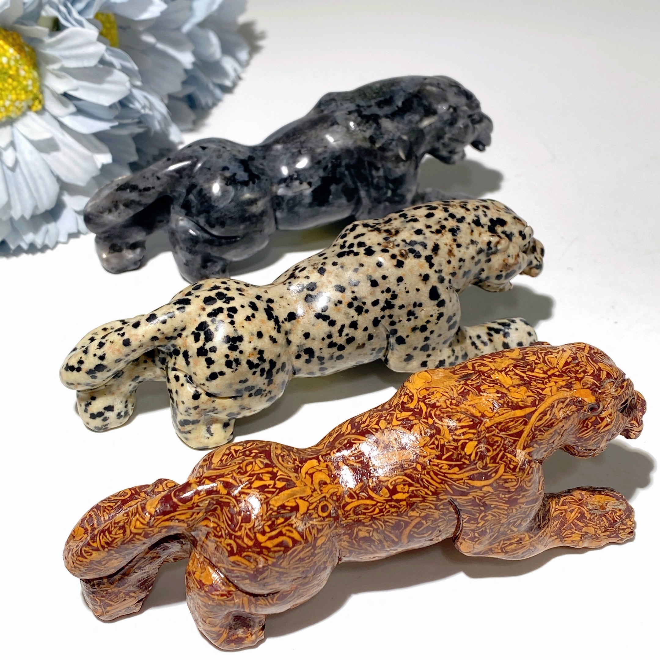 4.6 Inch Mixed Crystal Leopard Carving Figurine for Healing