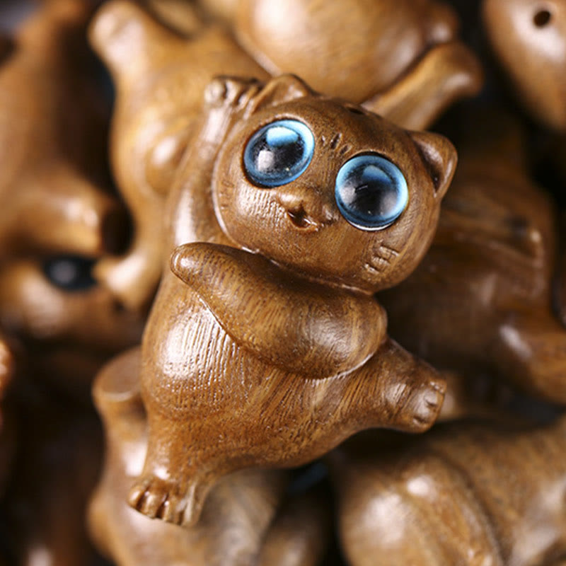 Green Sandalwood Dancing Cat Figurine 3.7cm Positive Energy