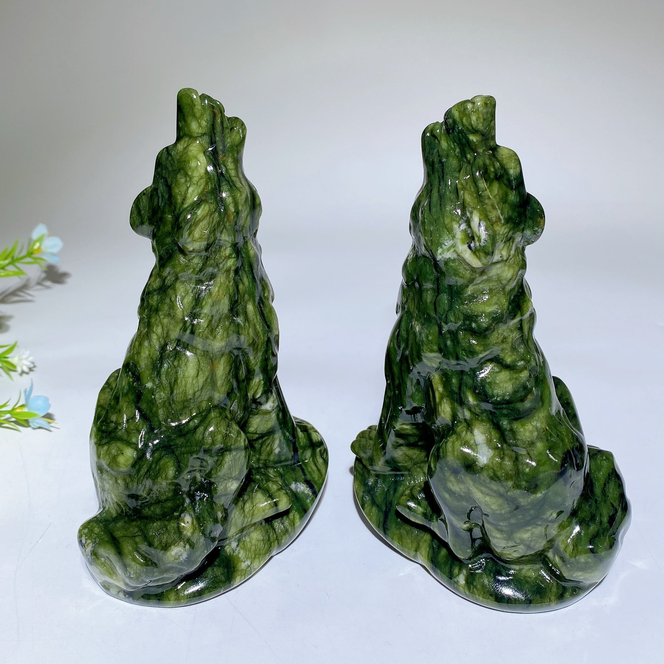 5.7" Serpentine Healing Crystal Wolf Figurine