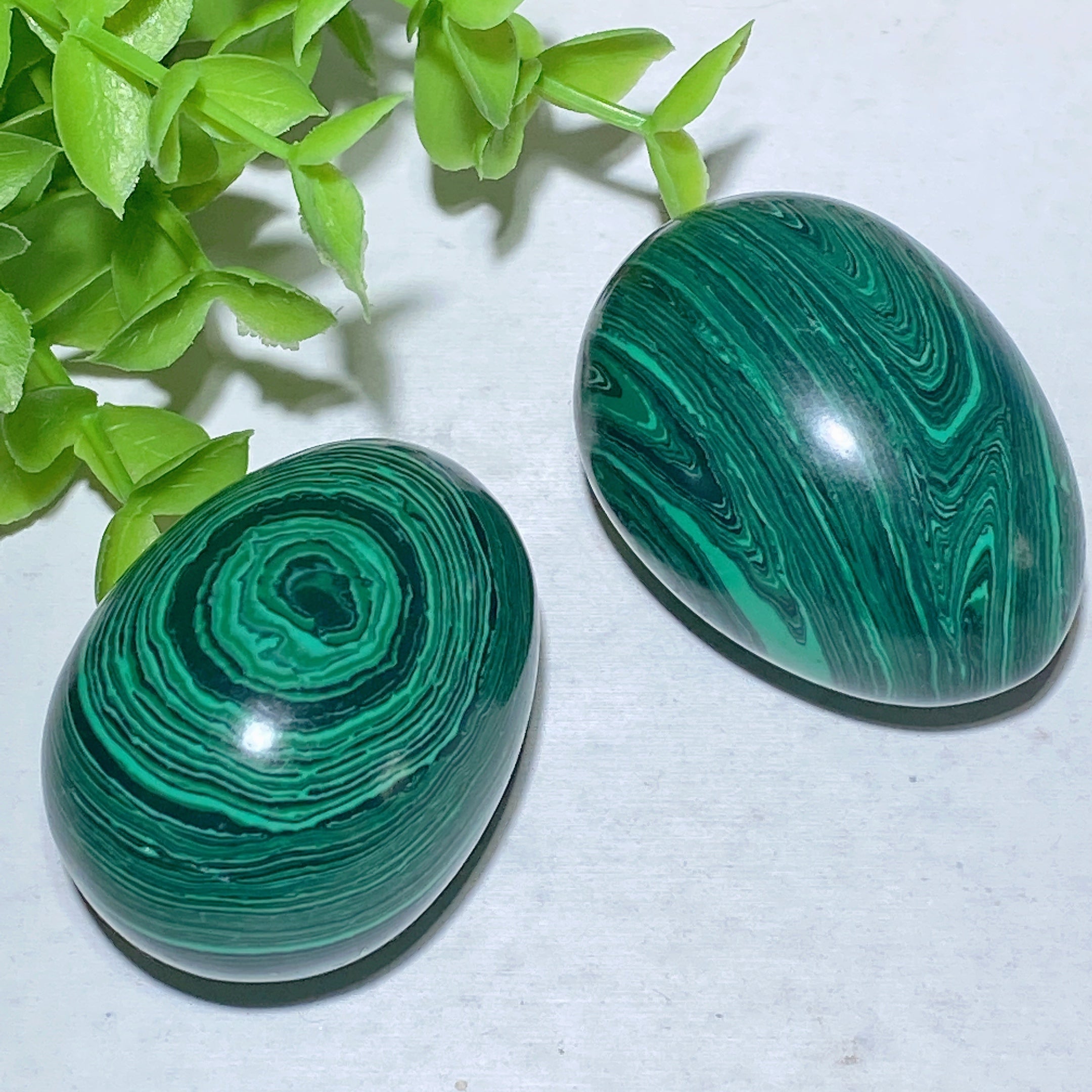 50mm Malachite Crystal Egg for Healing & Meditation