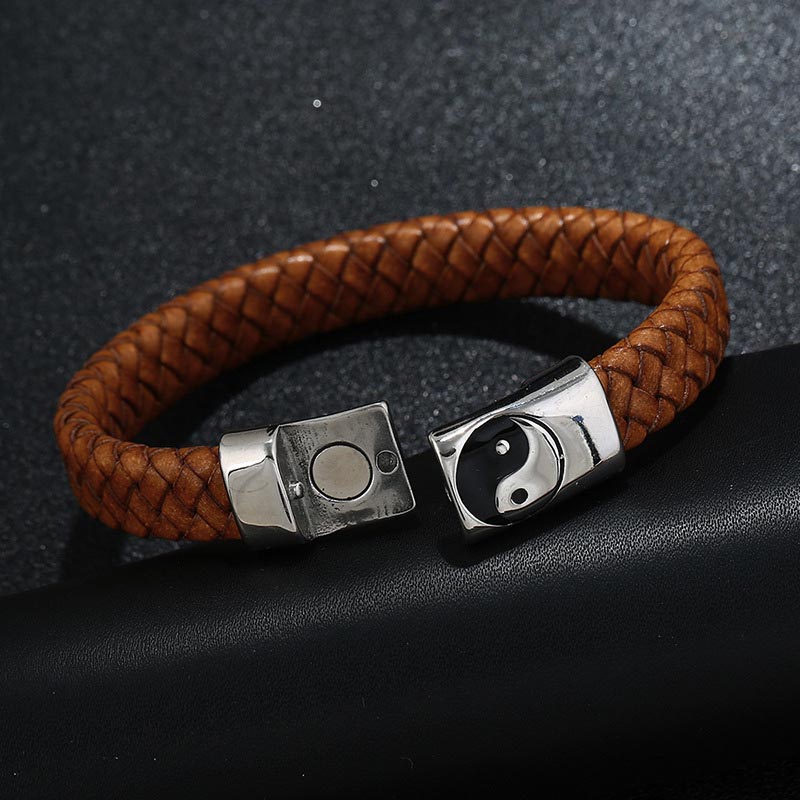 Unisex Titanium Steel Yin Yang Bracelet for Balance 22.5cm
