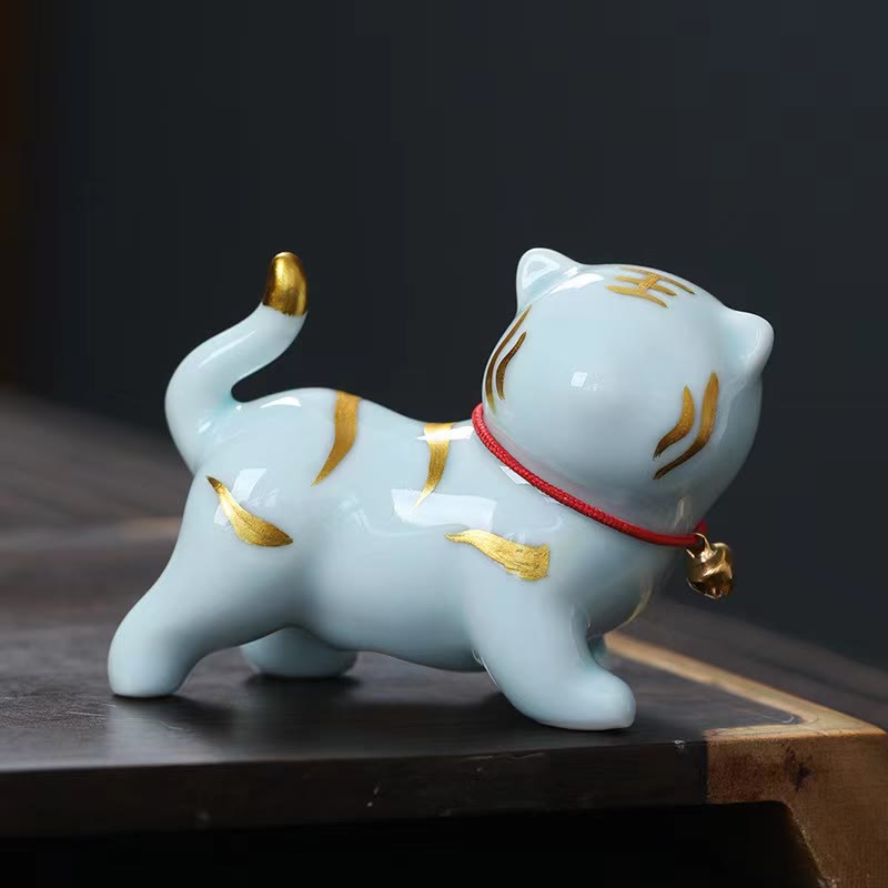 6.8cm Mini Ceramic Tiger Tea Pet Figurine for Spiritual Decor