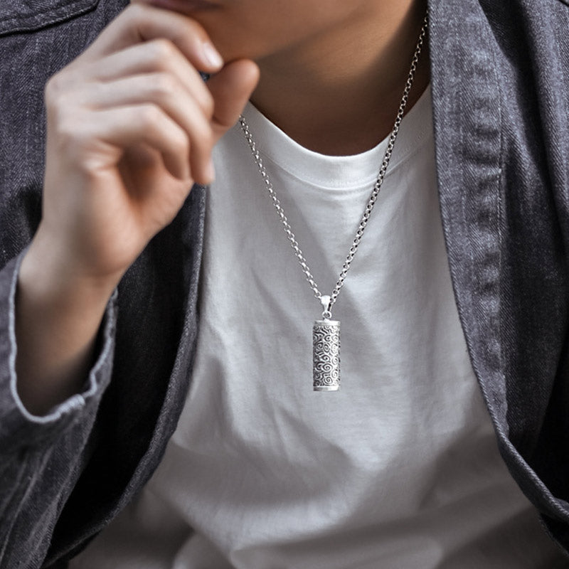 Om Mani Padme Hum Necklace | Six True Words Protection Pendant
