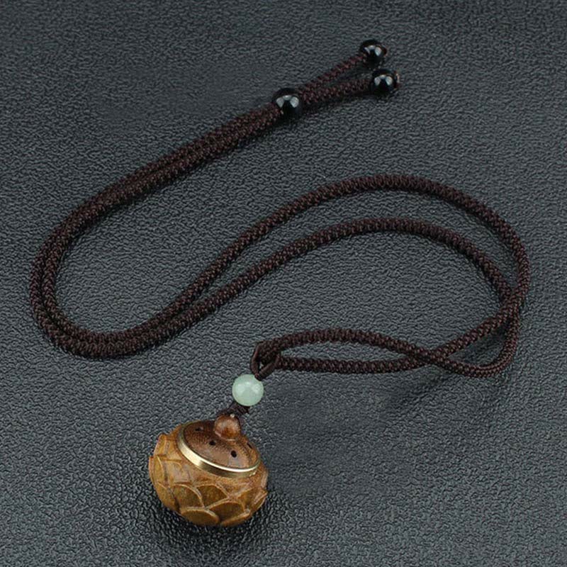 Om Mani Padme Hum Green Sandalwood Necklace for Soothing Peace