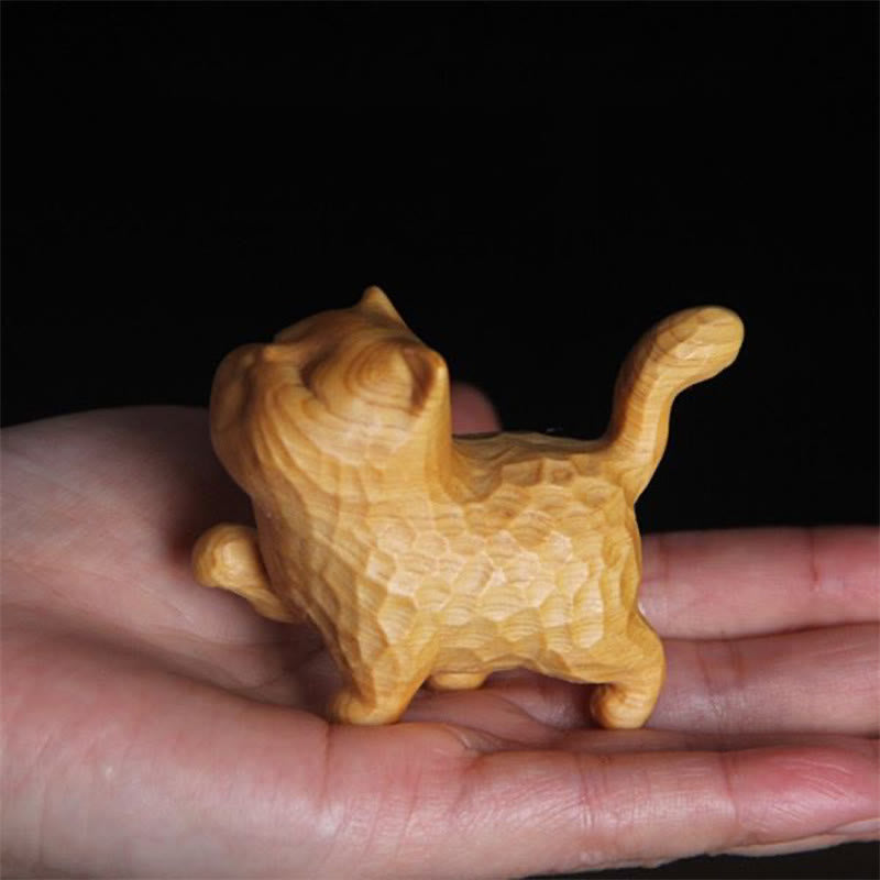 6cm Thuja Sutchuenensis & Boxwood Cat Figurine for Prosperity & Grounding