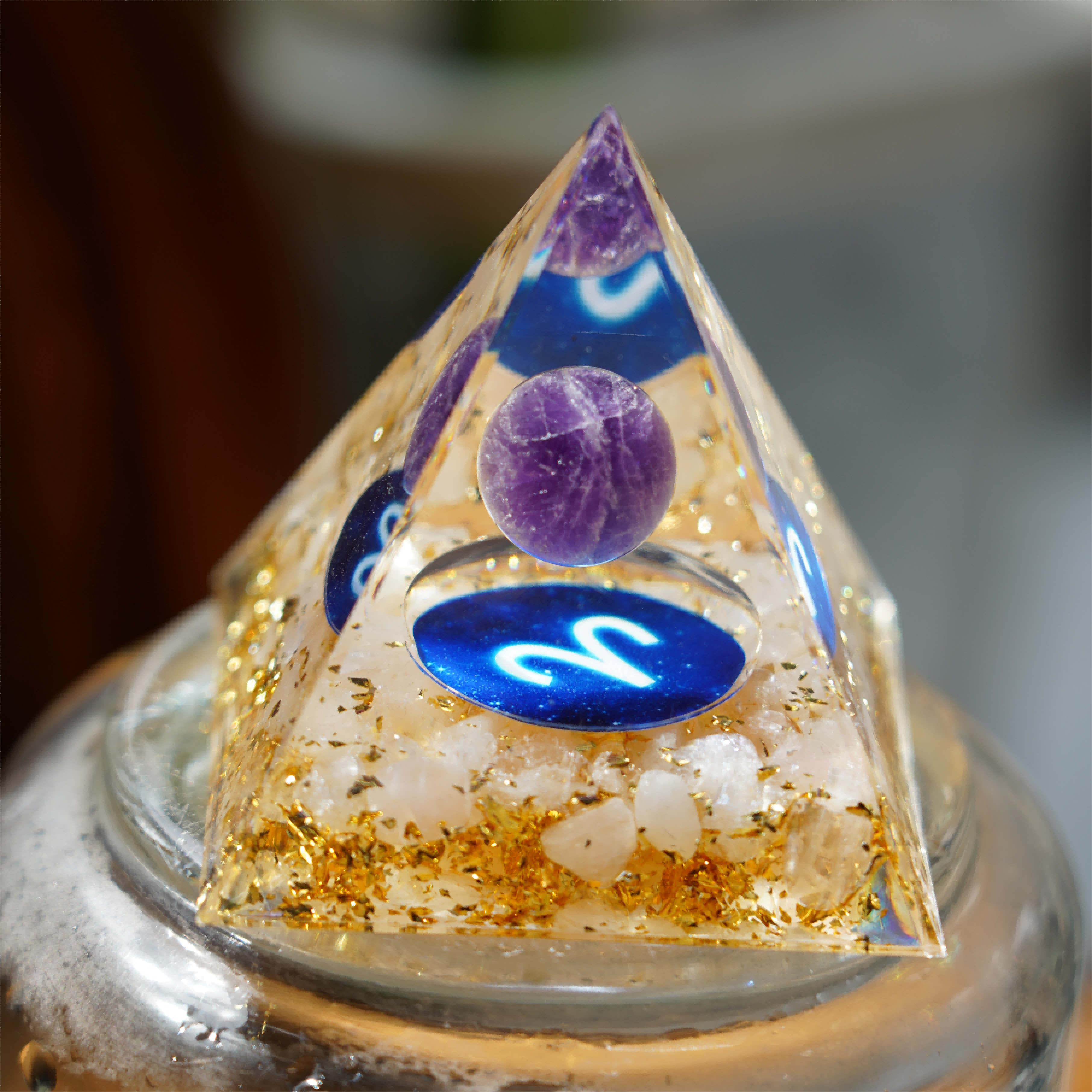 6cm Zodiac Orgone Resin Crystal Chips Healing Pyramid for Energy