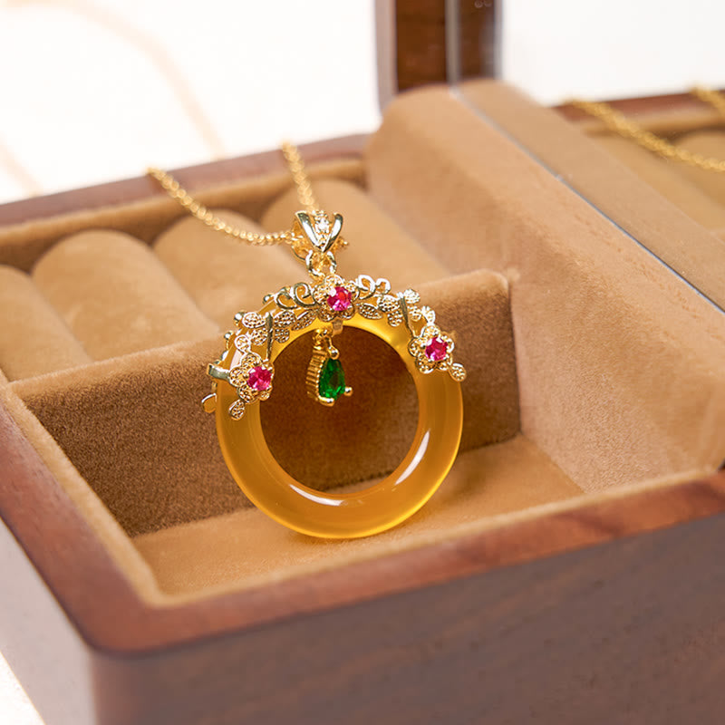 Green Chalcedony Peace Buckle Strength Necklace