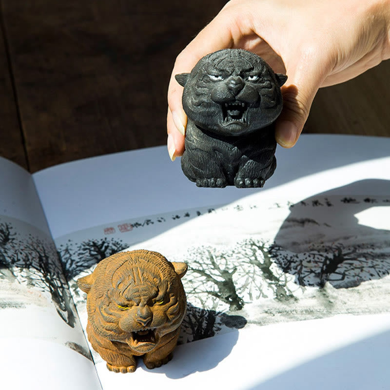 7.5cm Mini Roaring Tiger Iron Powder Resin Statue