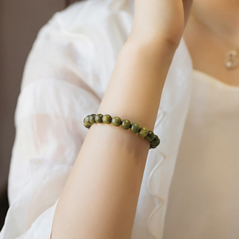 8mm Green Sandalwood Soothing Peace Bracelet