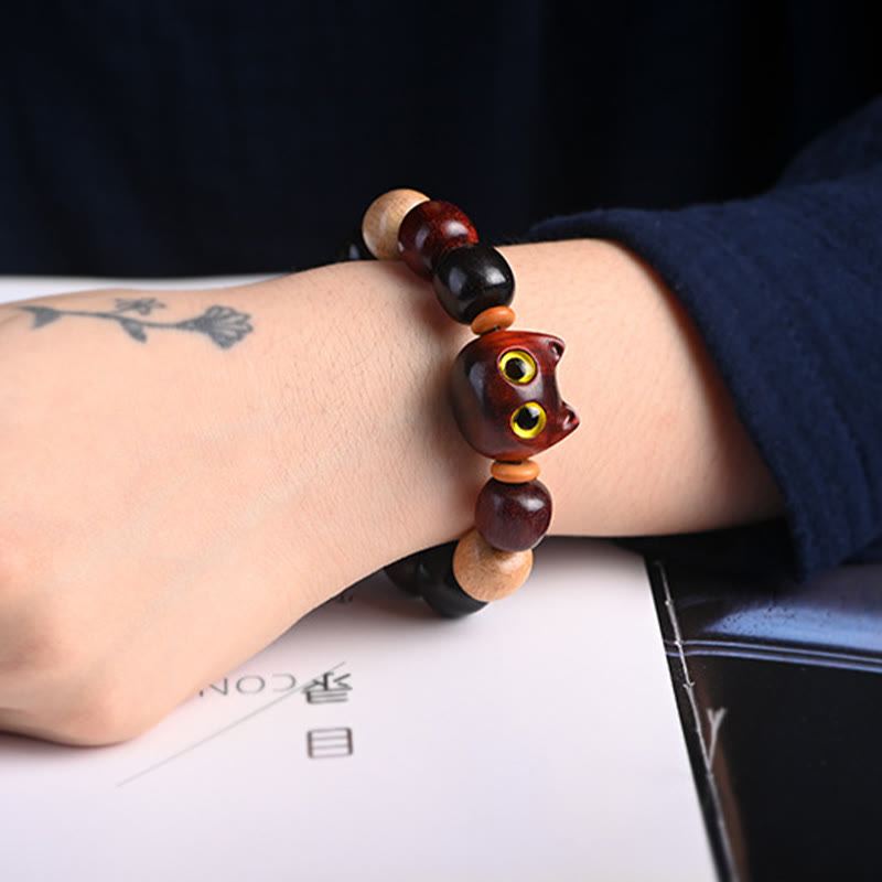 Small Leaf Red Sandalwood Protection Bracelet with Cute Cat Engraving