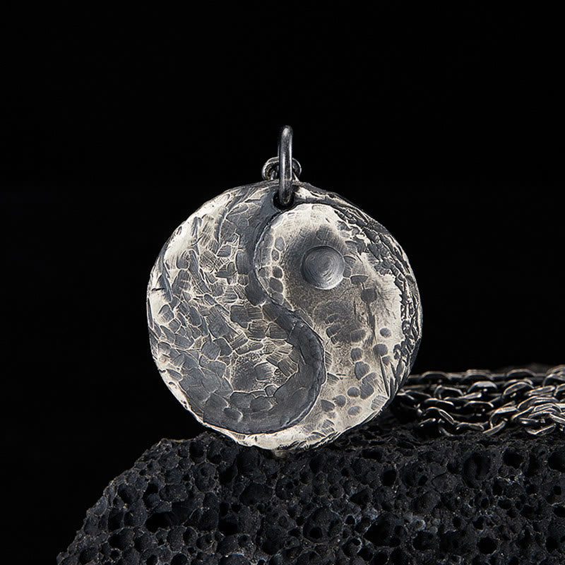 990 Sterling Silver Yin Yang Hammer Texture Harmony Necklace