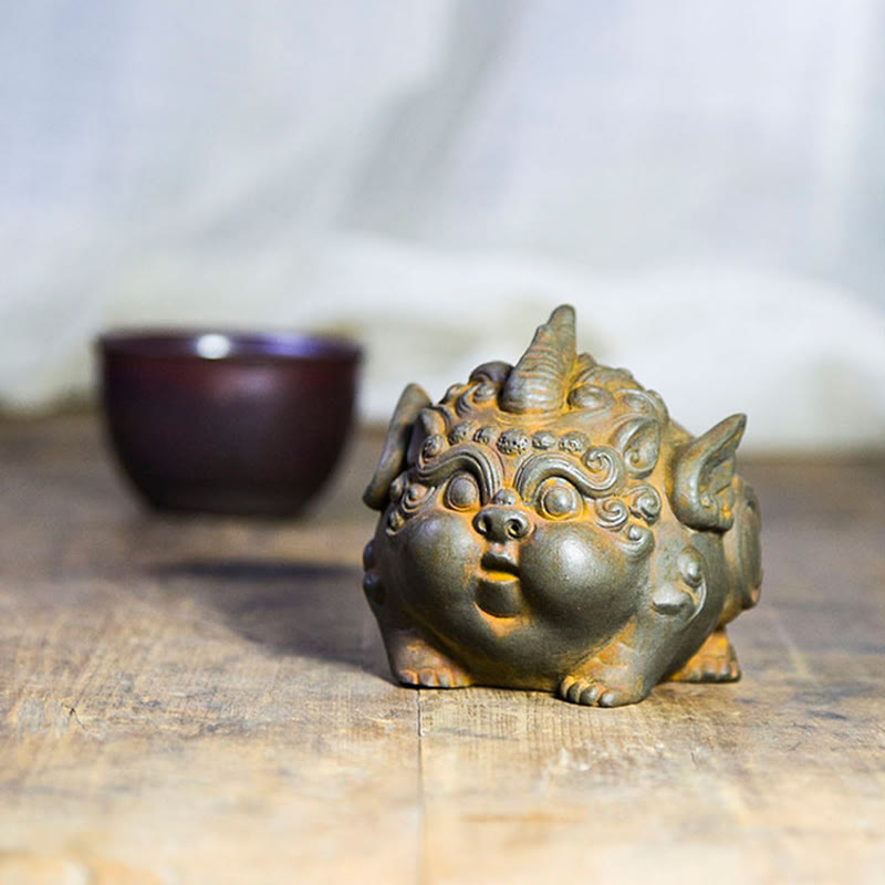 9cm Handmade PiXiu Wealth Statue Iron Powder Resin Sculpture