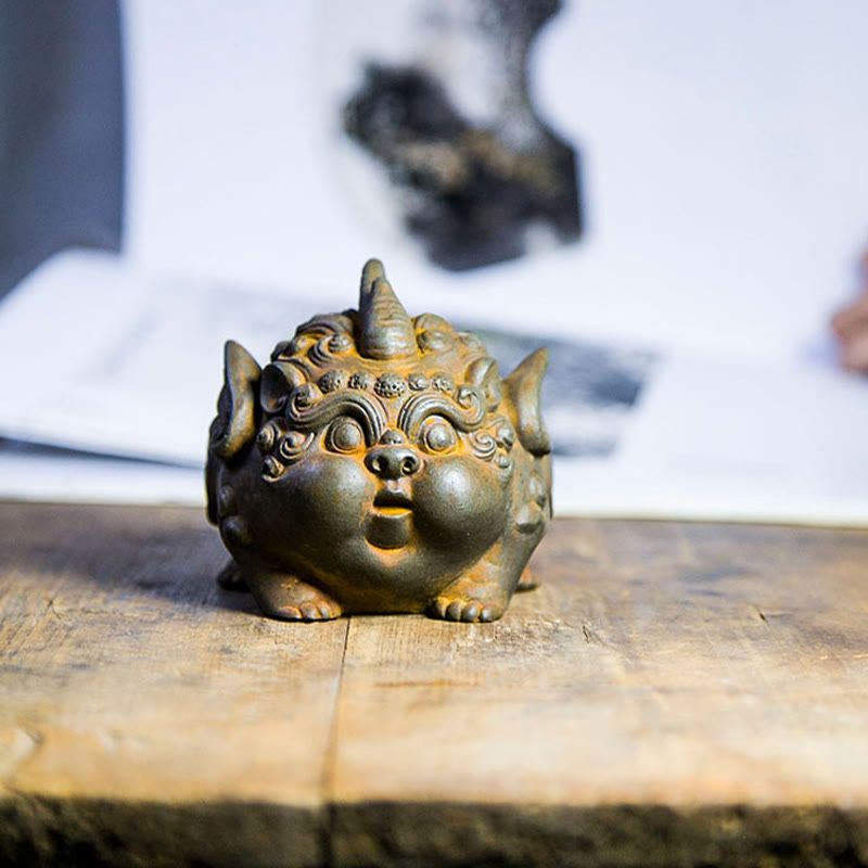 9cm Handmade PiXiu Wealth Statue Iron Powder Resin Sculpture