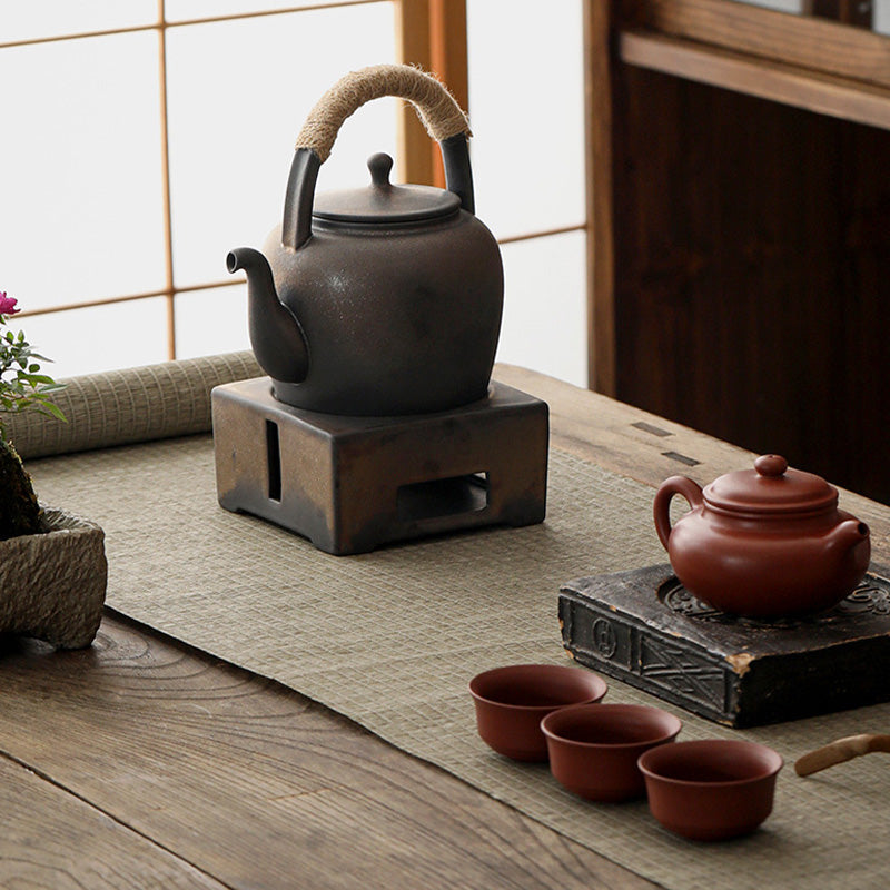 700ml Retro Brown Ceramic Gongfu Teapot with Base