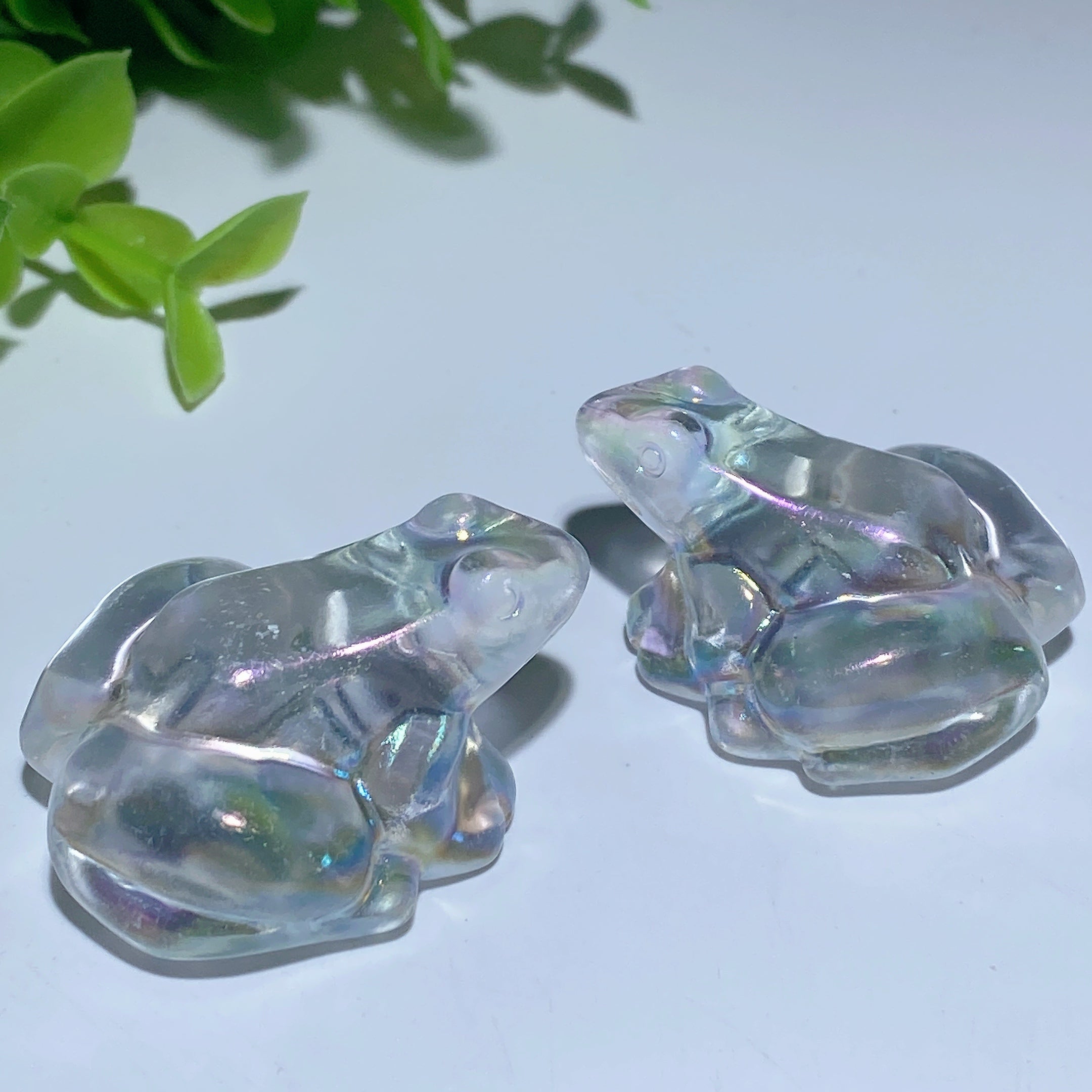 2-inch White Crystal Frog Carving for Healing Decor