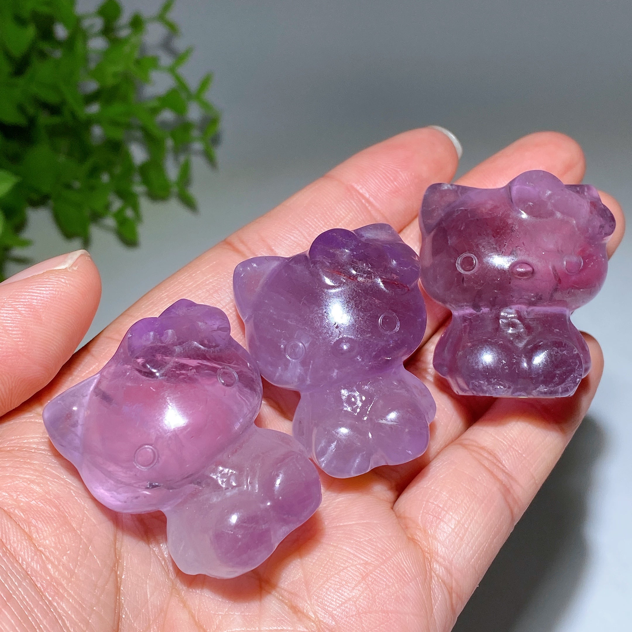 1.5 Inch Amethyst Crystal Hello Kitty Cat Carving