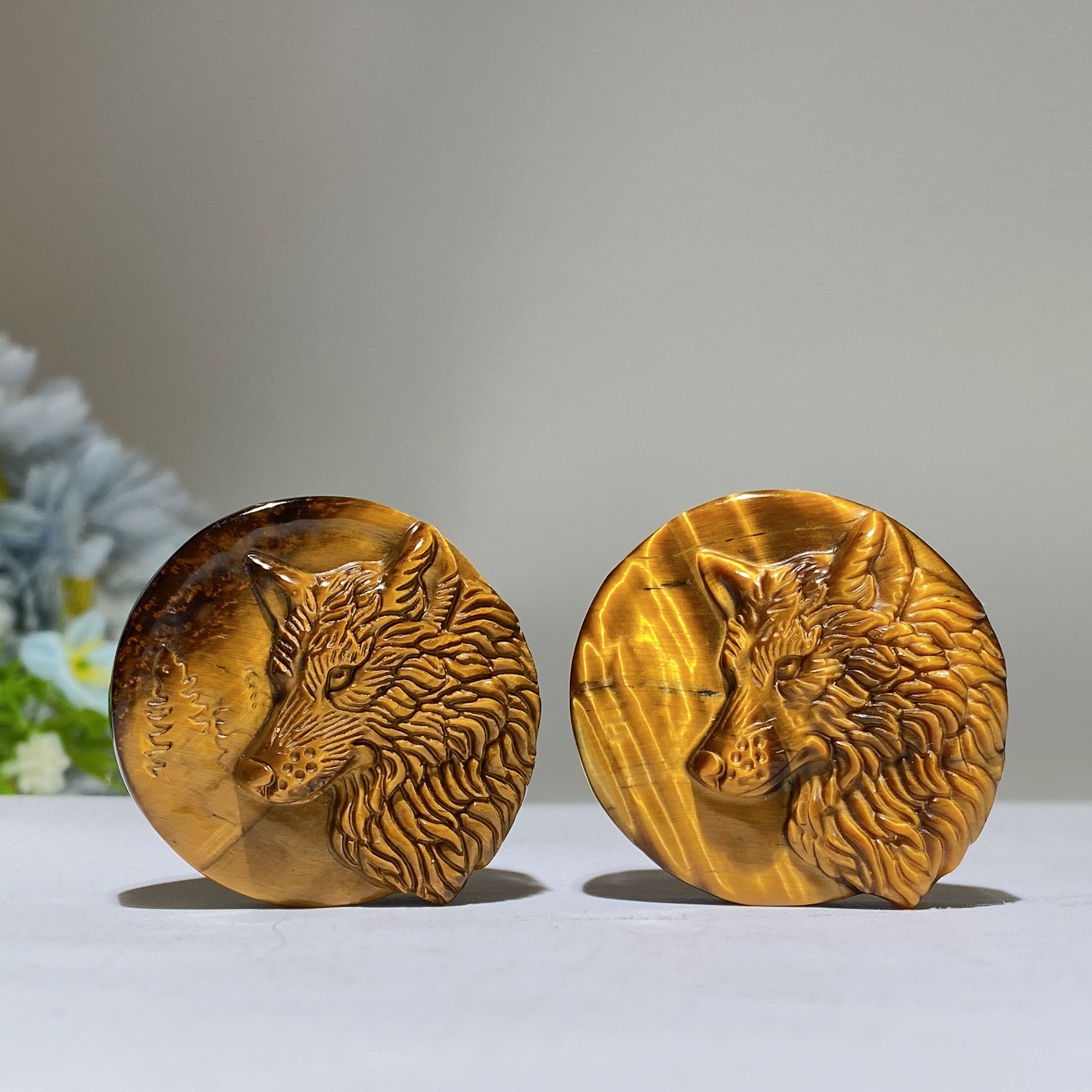 1.6 inch Yellow Tiger Eye Wolf Head Crystal Carving