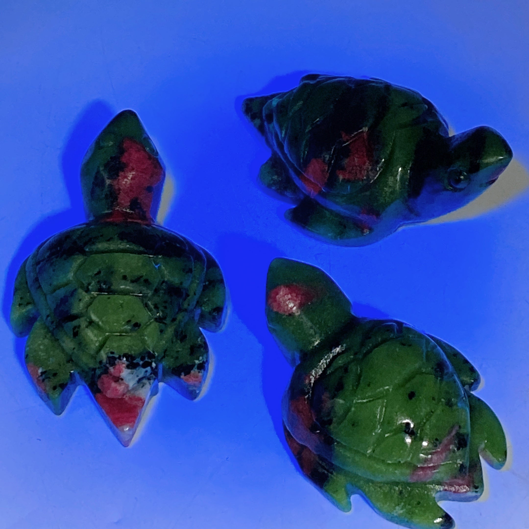 2-inch UV Reactive Ruby In Zoisite Crystal Turtle Figurine Healing Energy