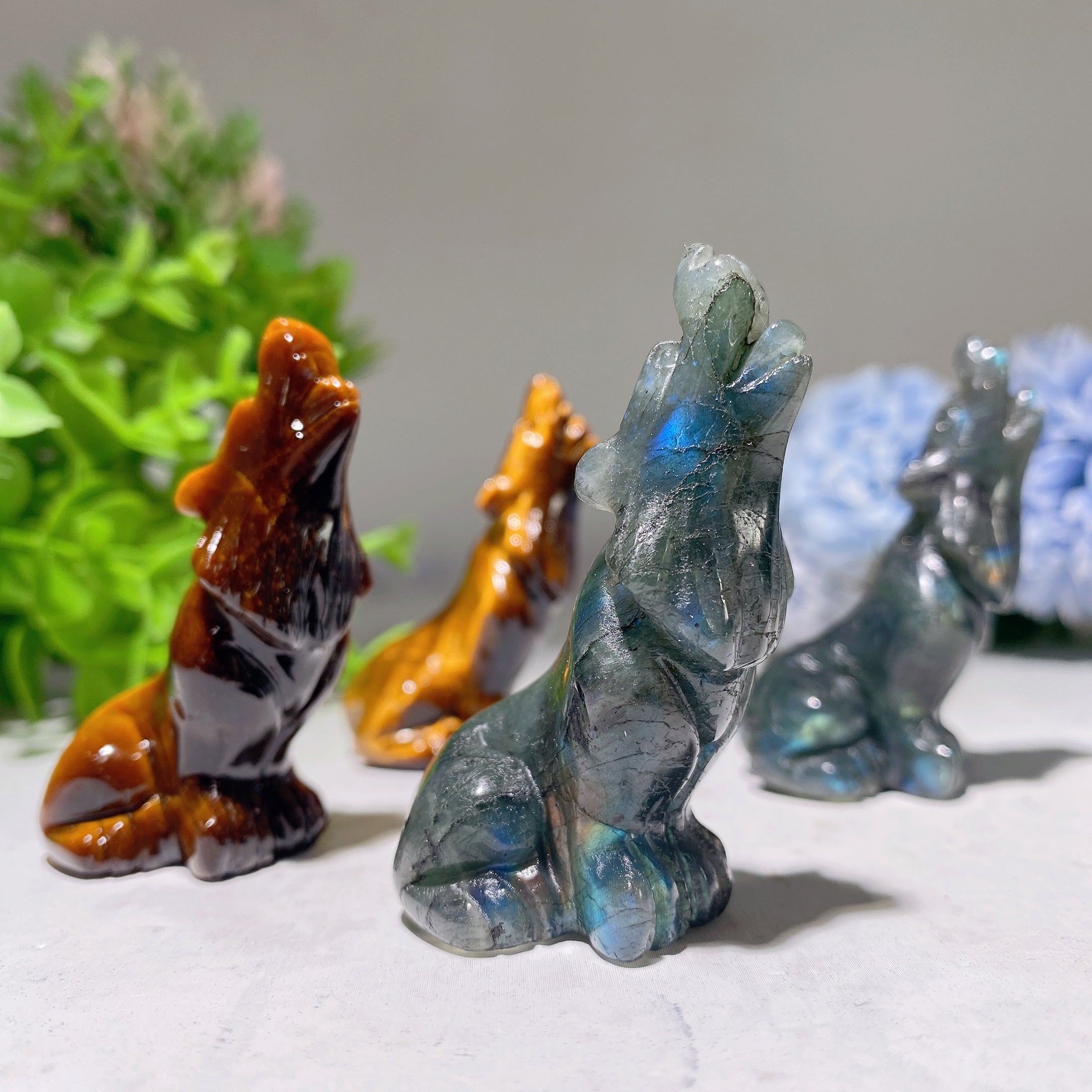2.2-inch Yellow Tiger's Eye & Labradorite Wolf Crystal Carving