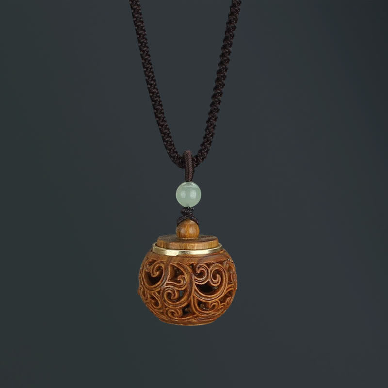 Om Mani Padme Hum Green Sandalwood Necklace for Soothing Peace