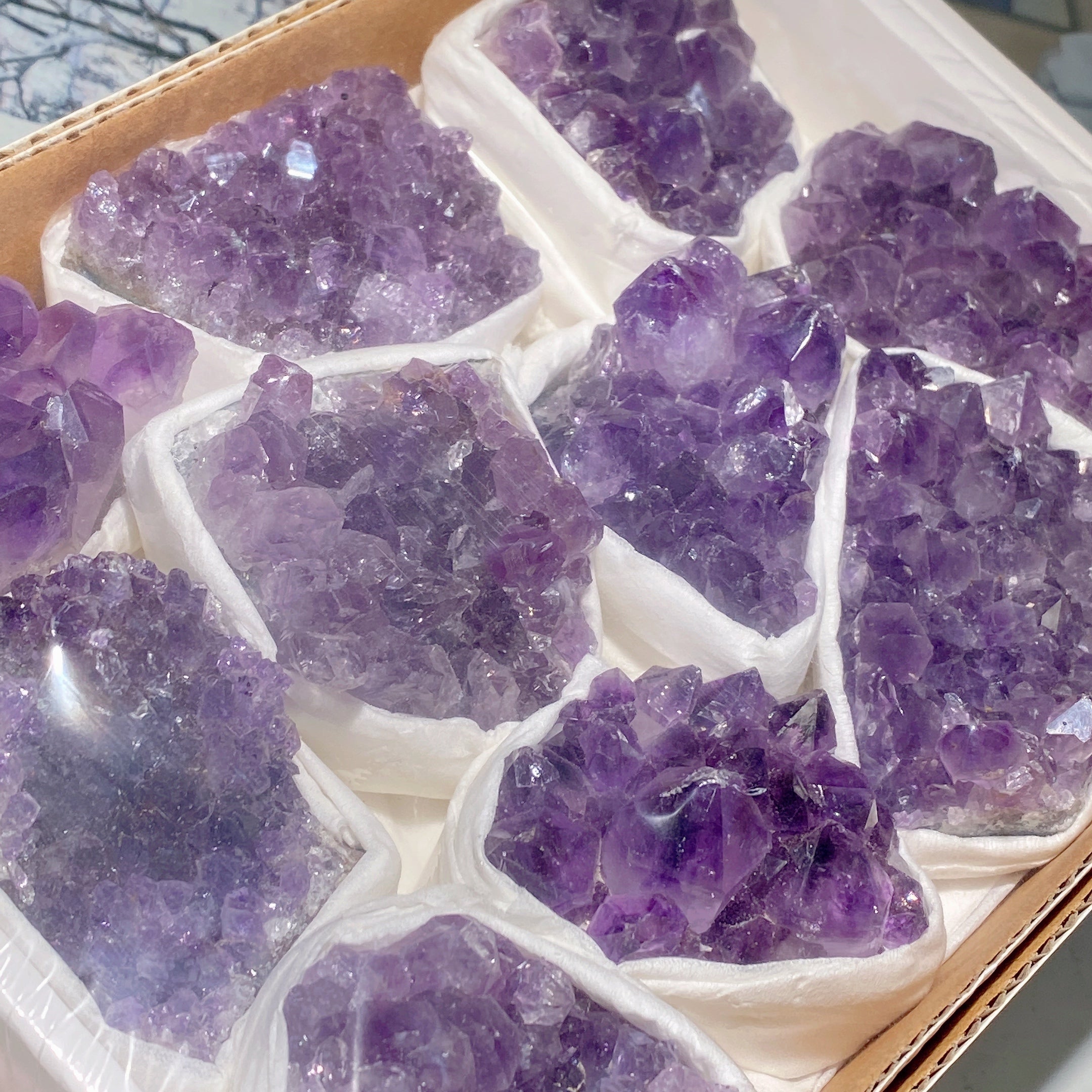 Amethyst Crystal Clusters Box Collection 6.2 Inch Healing Set