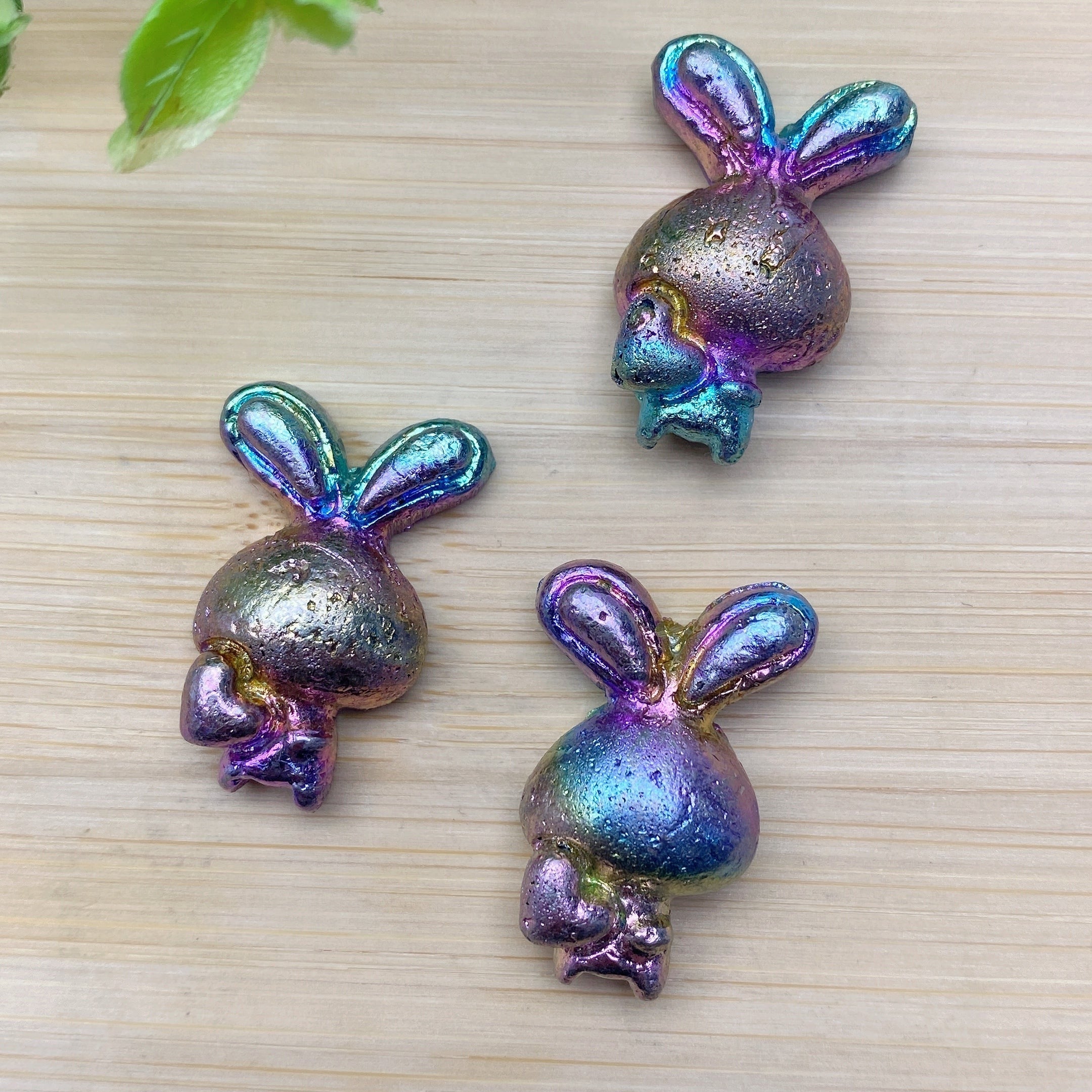 Aura Bismuth Mini Rabbit Crystal Figurine 1.05 inch