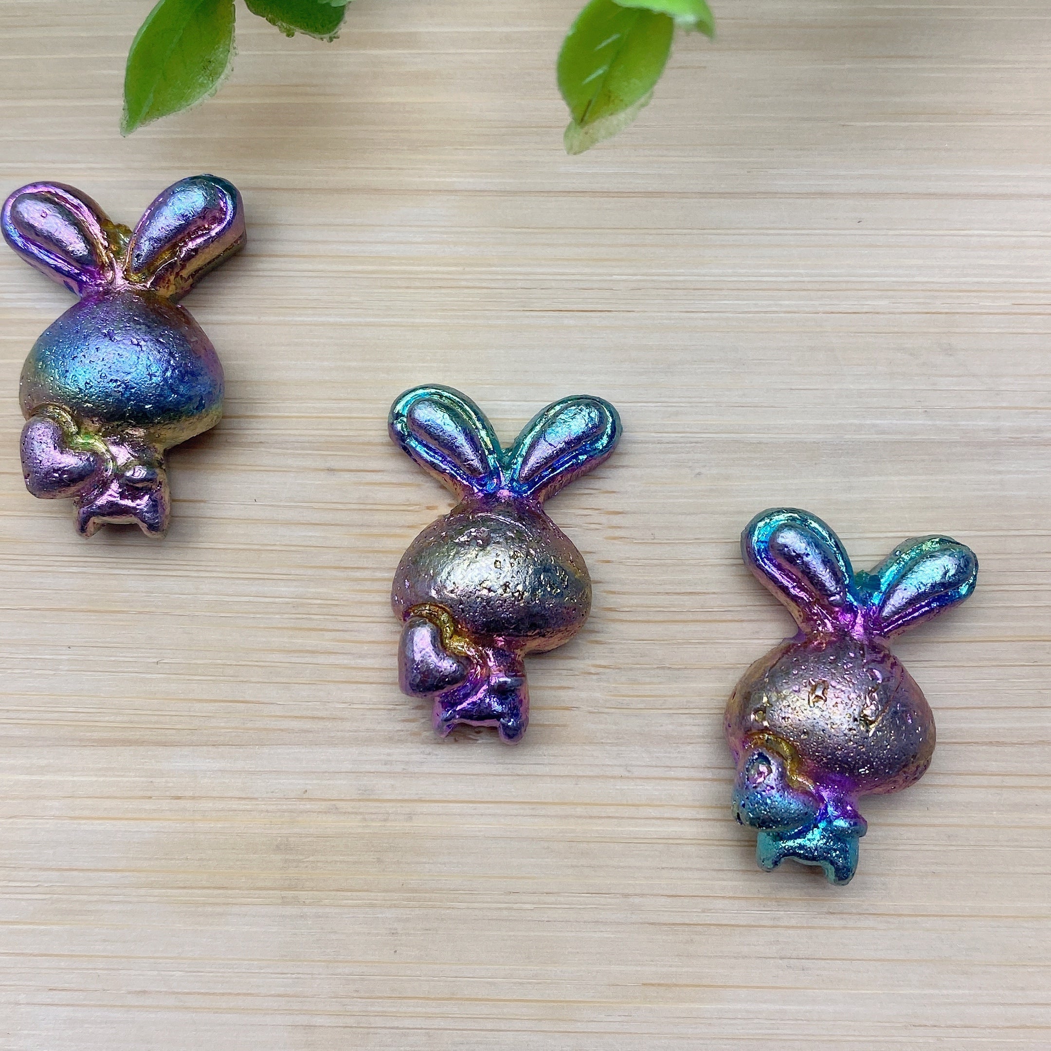 Aura Bismuth Mini Rabbit Crystal Figurine 1.05 inch