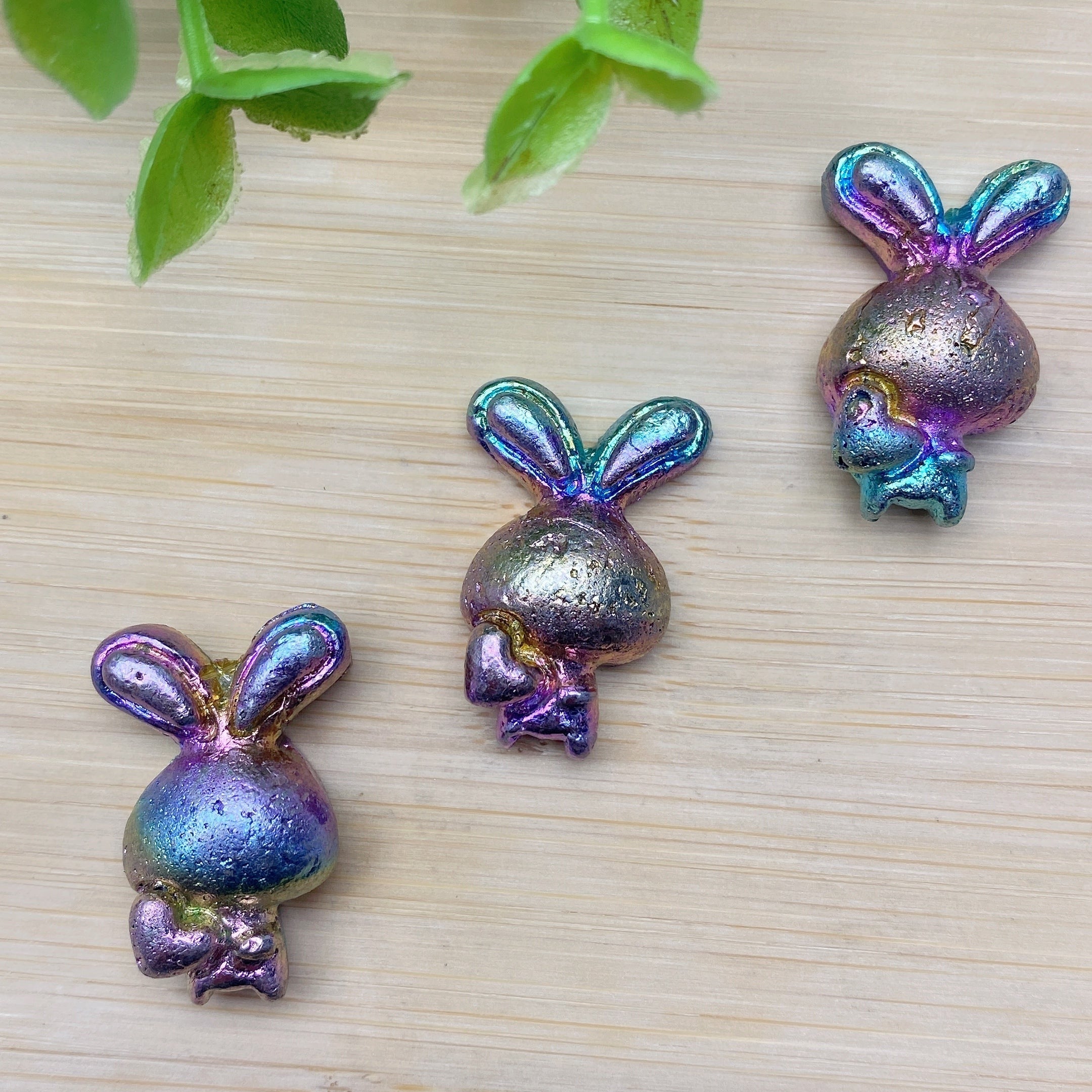 Aura Bismuth Mini Rabbit Crystal Figurine 1.05 inch