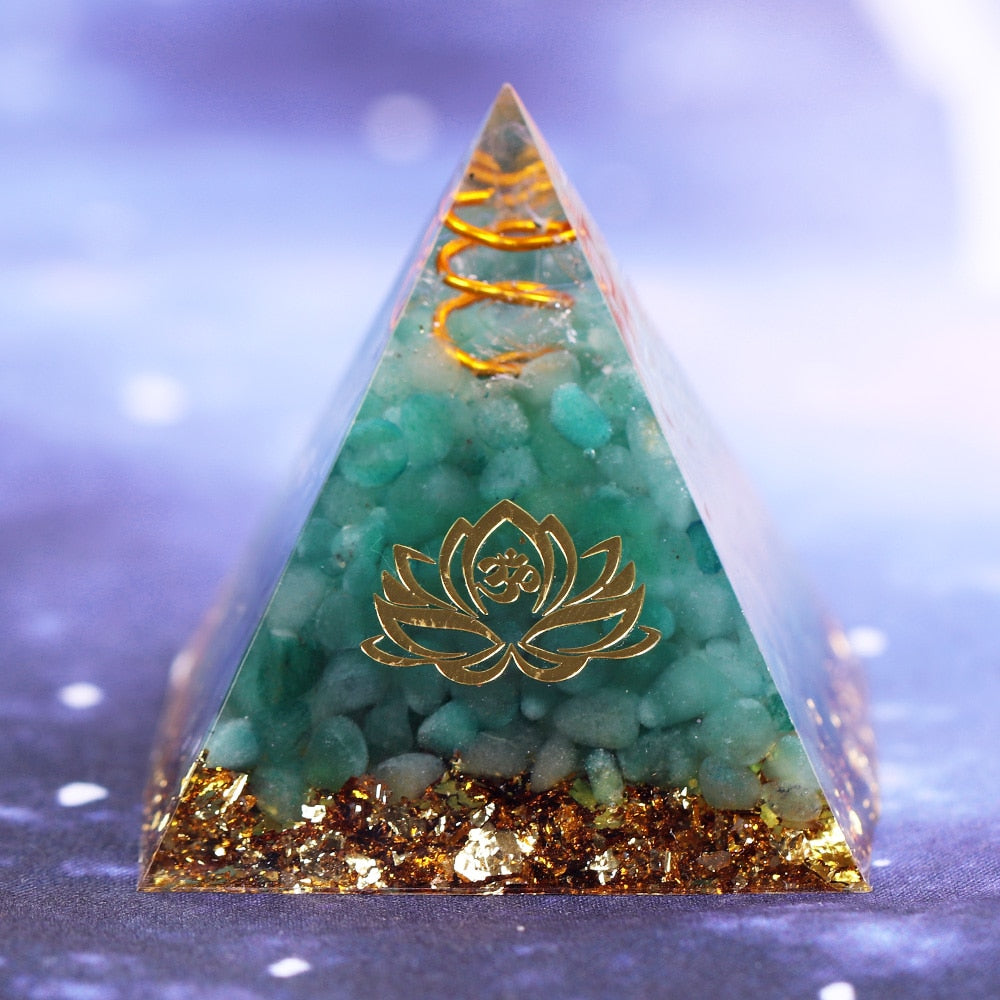Aventurine Orgone Pyramid - Abundance Design