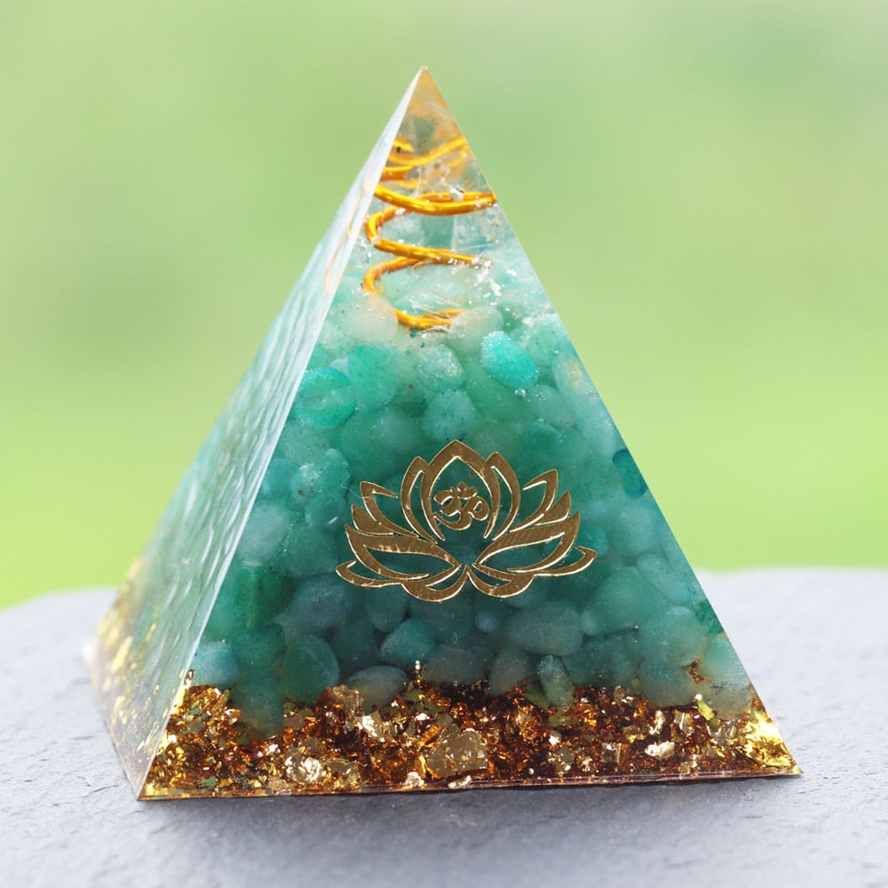 Aventurine Orgone Pyramid - Abundance Design
