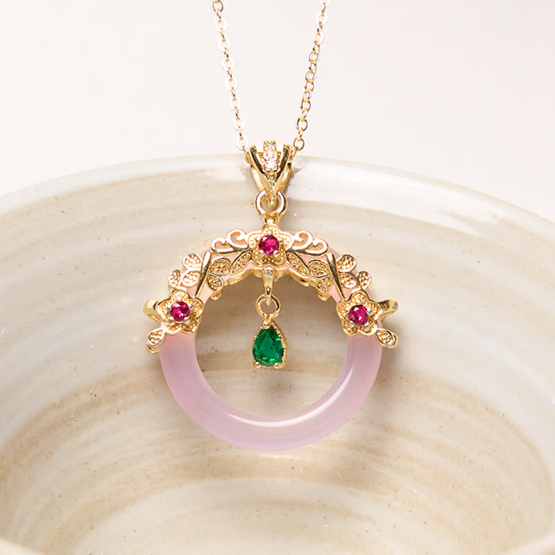 Green Chalcedony Peace Buckle Strength Necklace