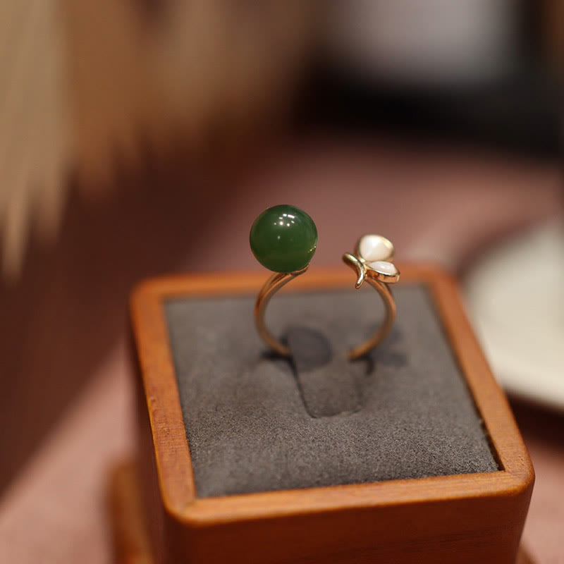 Butterfly Tridacna & Cyan Jade Calm Jewelry Set