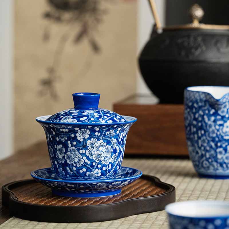 Plum Blossom Blue & White Porcelain Ceramic Gaiwan 185ml Tea Cup
