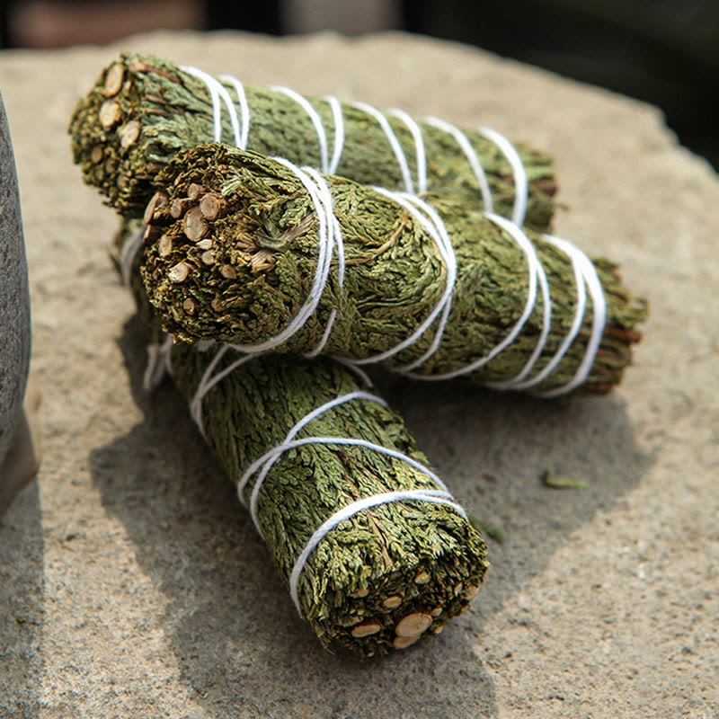 Cedar Smudge Stick for Home Cleansing and Meditation Rituals