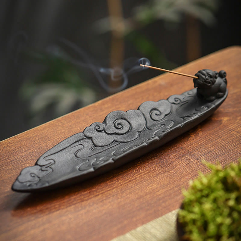 Ceramic Auspicious Clouds Pixiu Incense Burner for Meditation