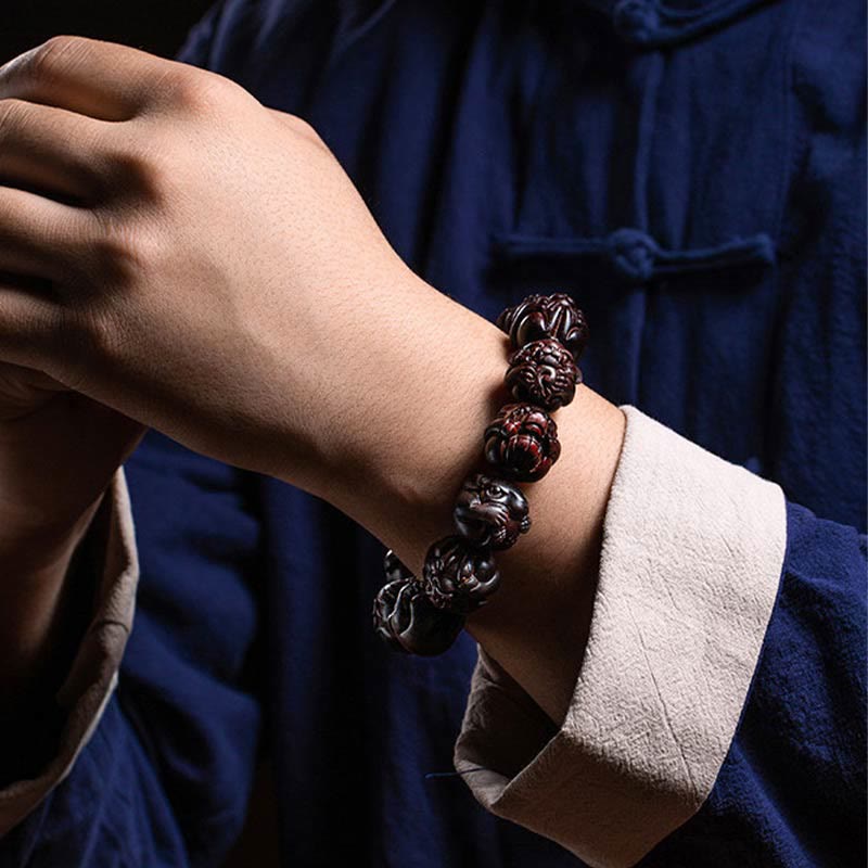 Chinese Zodiac Small Leaf Red Sandalwood Protection Bracelet