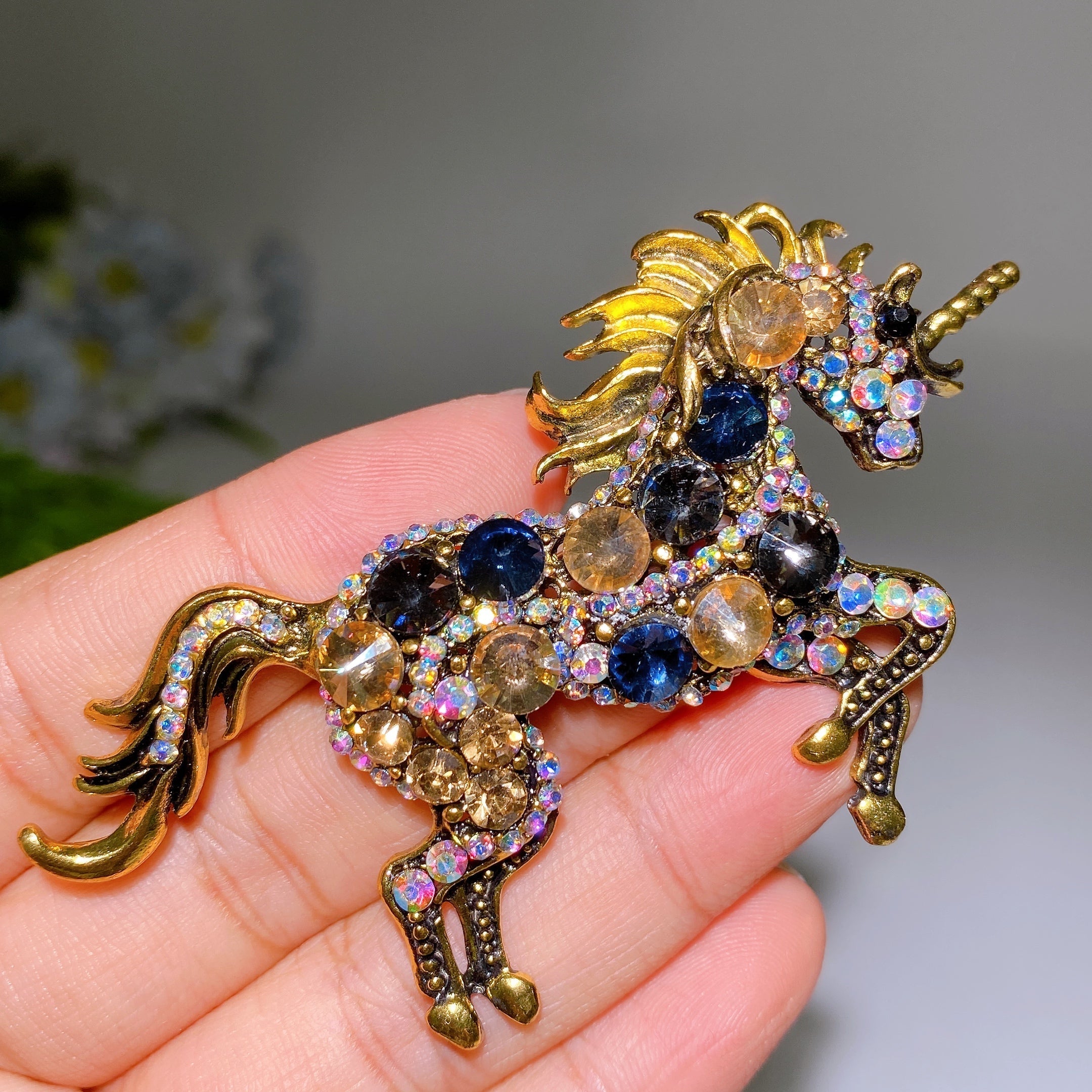 Crystal Healing Brooch 30-92mm Healing Crystal Pin