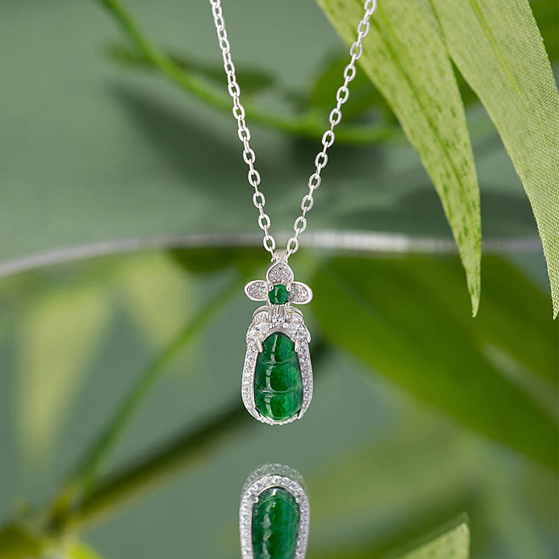 Cyan Jade Pea Design Luck Healing Necklace in 925 Silver